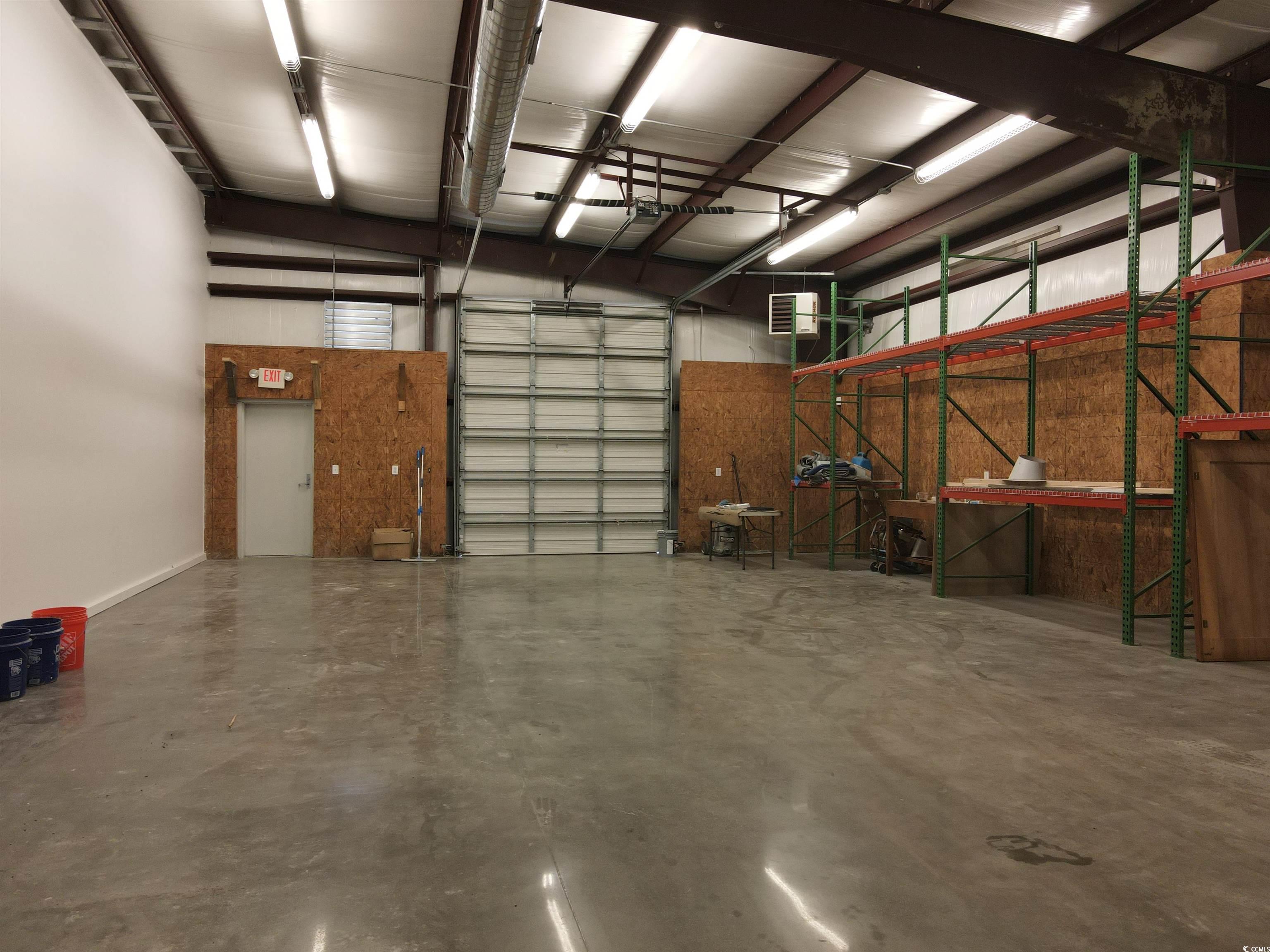 1582 American Way Property Photo 17