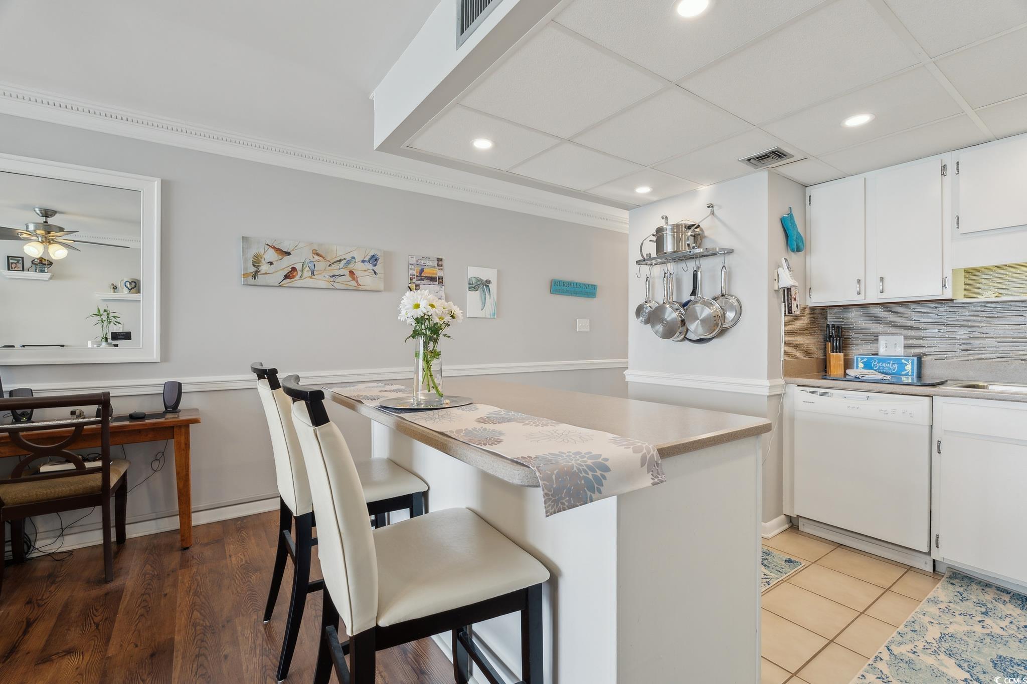 1210 N Waccamaw Dr. Property Photo 17