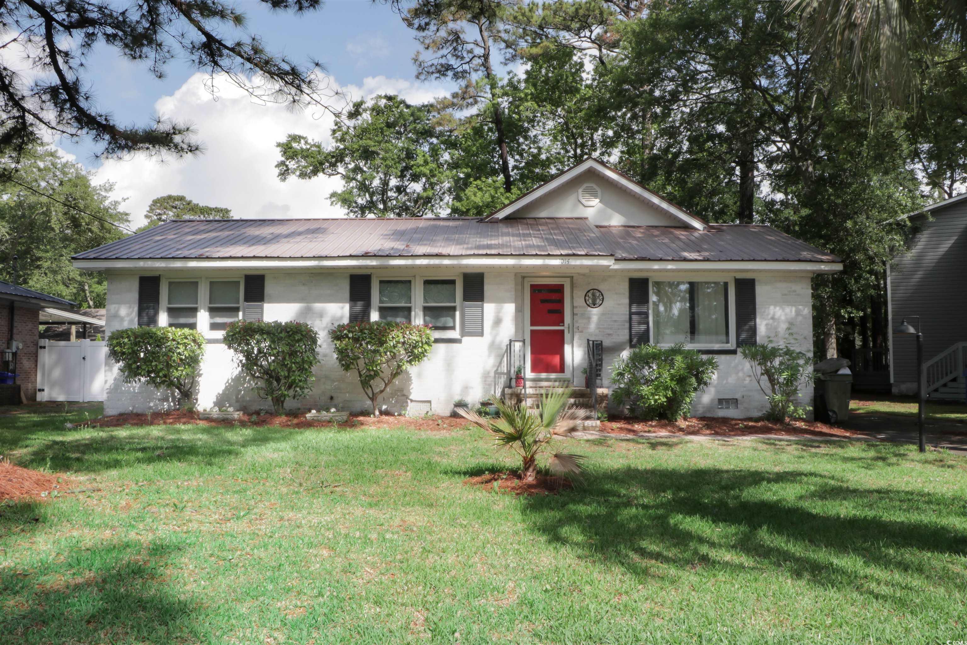 1014 Bay Dr. Property Photo