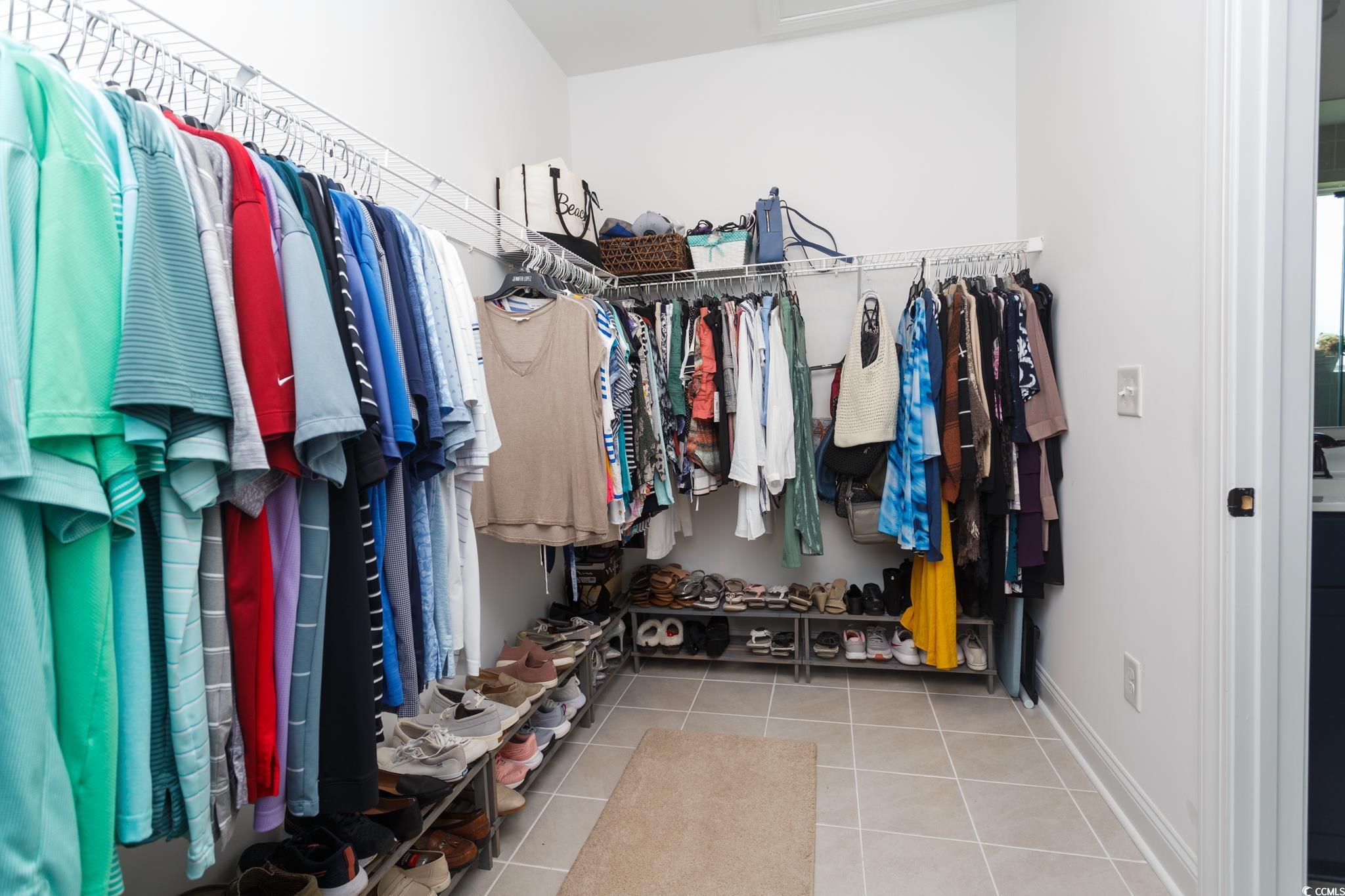 383 Mikita Dr. Property Photo 20