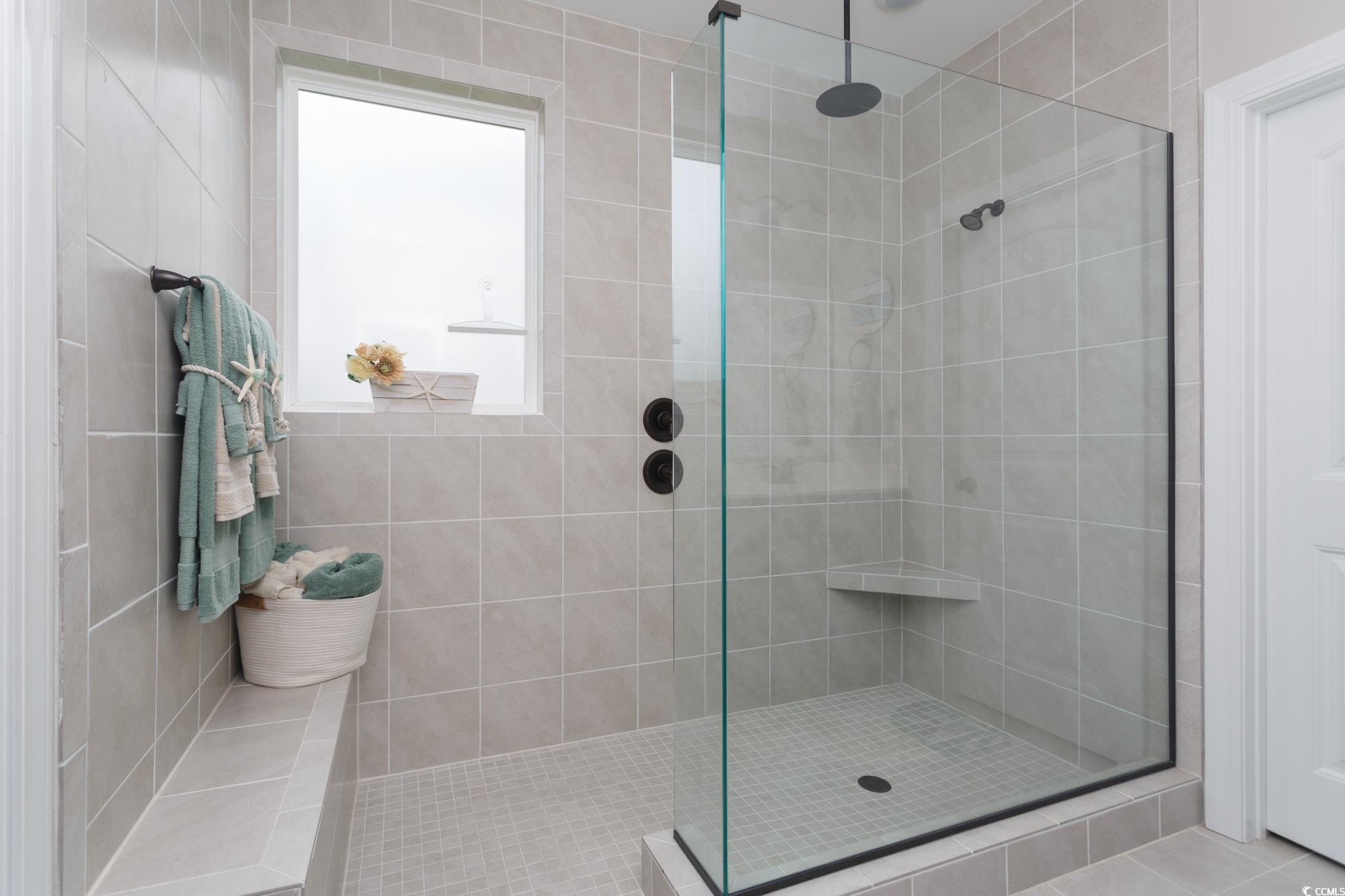 383 Mikita Dr. Property Photo 21