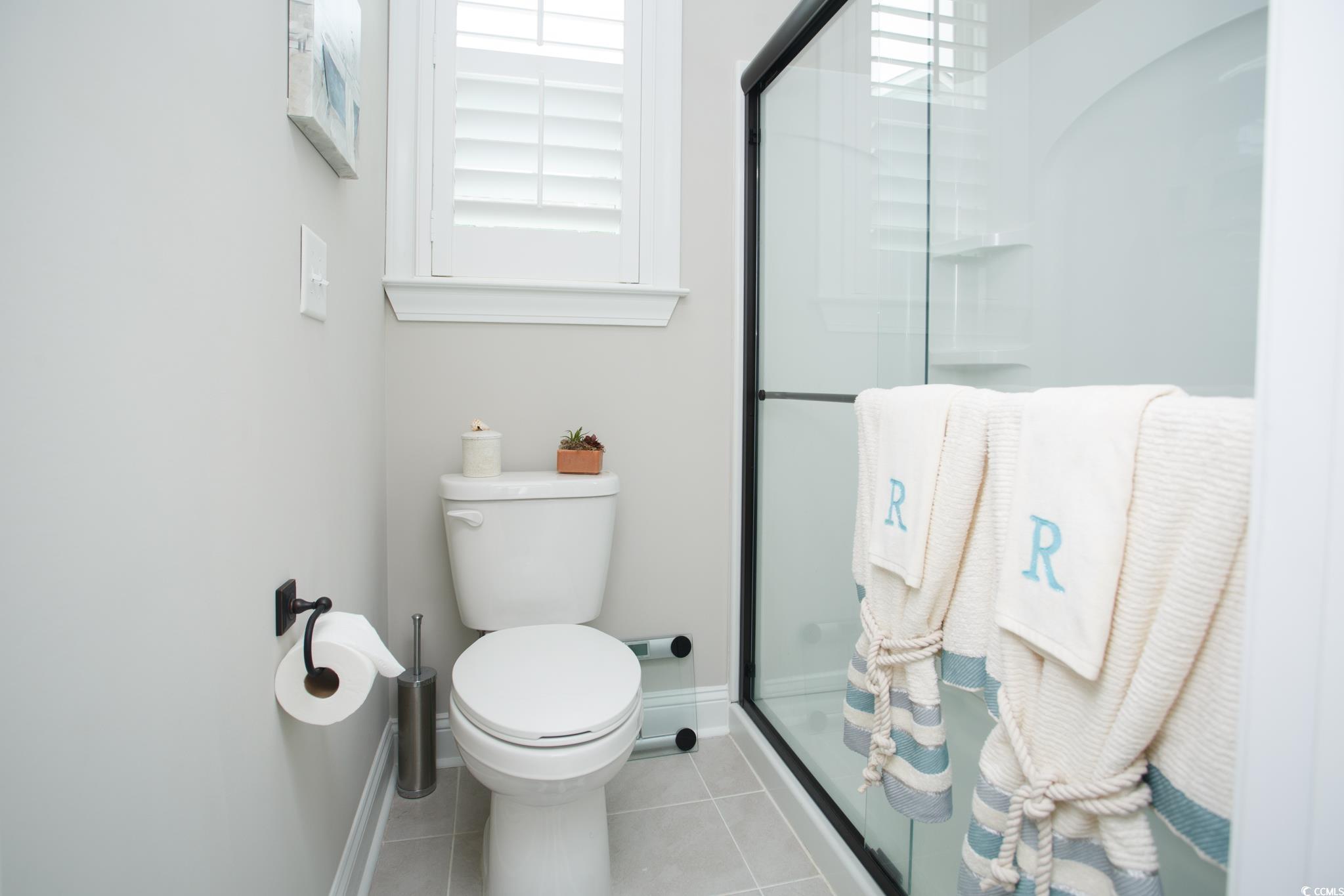 383 Mikita Dr. Property Photo 25