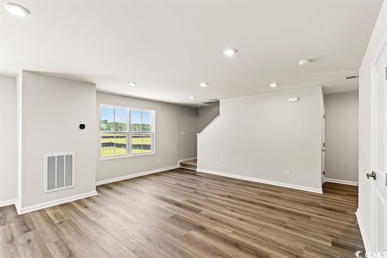 8035 Sterling Oaks Dr Property Photo 8