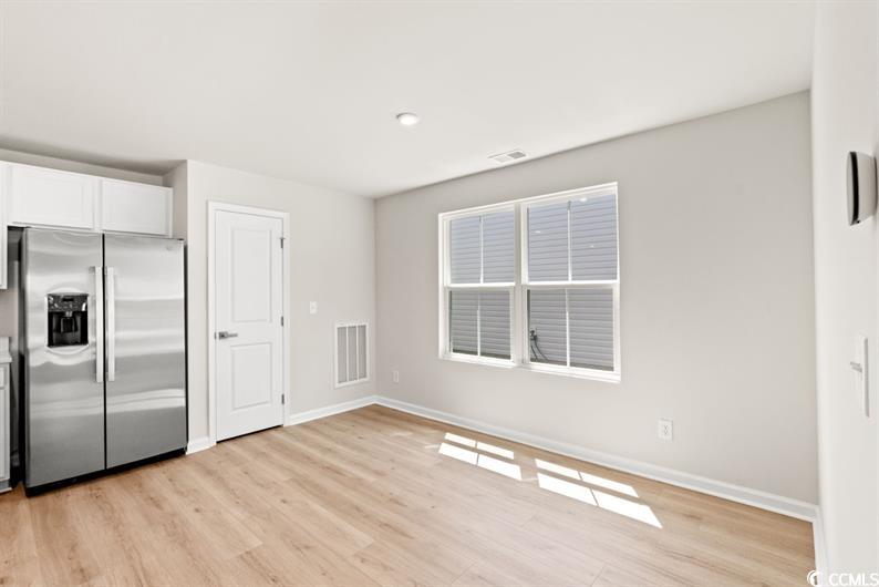8031 Sterling Oaks Dr Property Photo 6