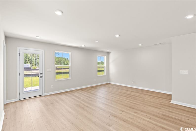 8031 Sterling Oaks Dr Property Photo 8