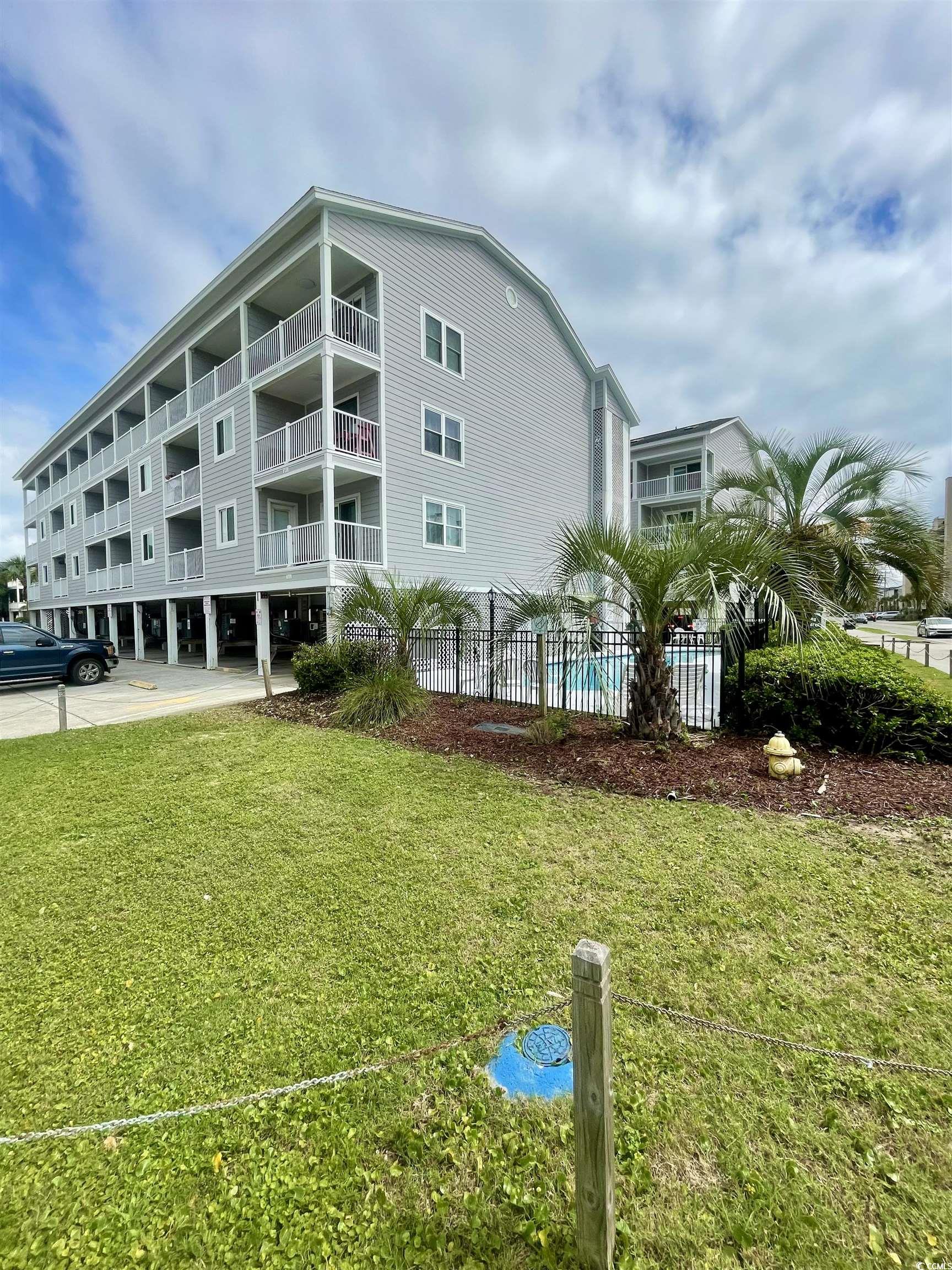 1509 N Waccamaw Dr.