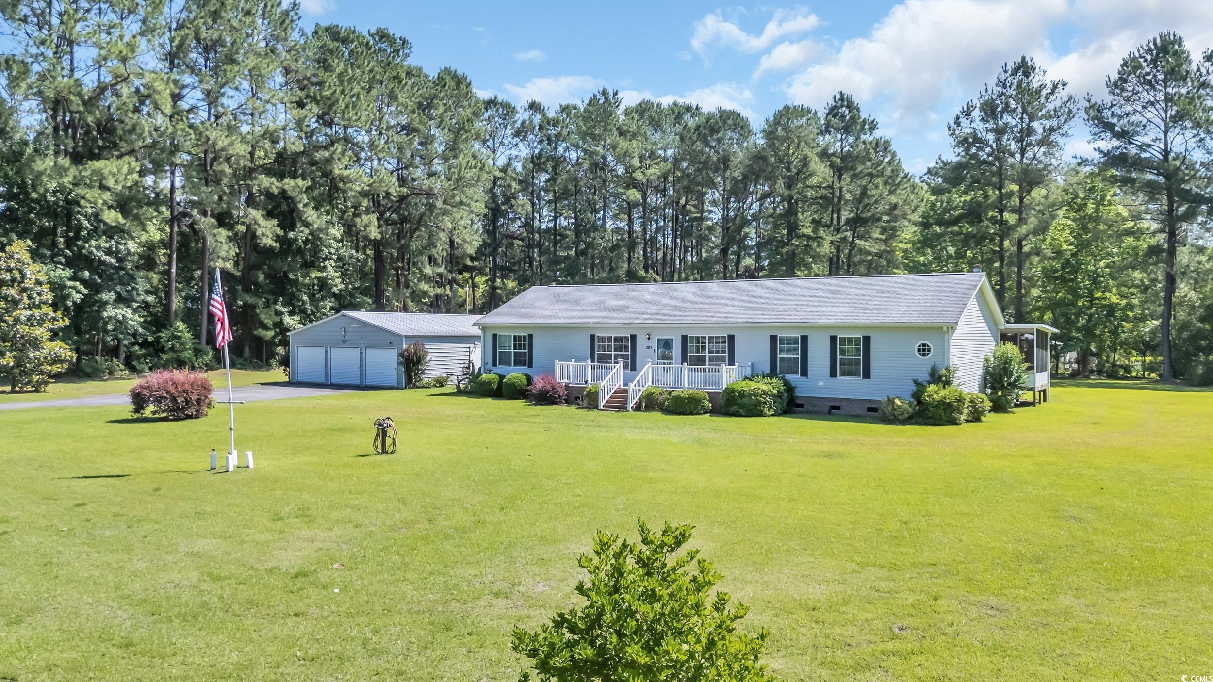 203 Warbler St. Property Photo 1