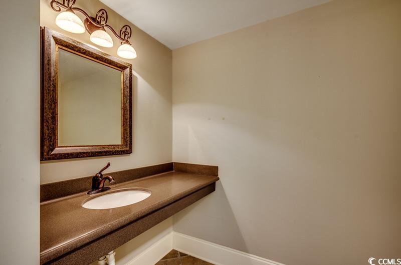 9898 Merry Ln. Property Photo 17