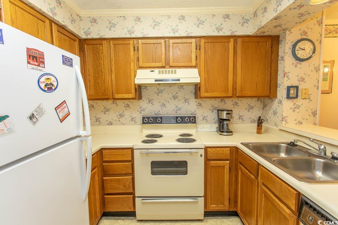 305 N Hillside Dr. Property Photo 5