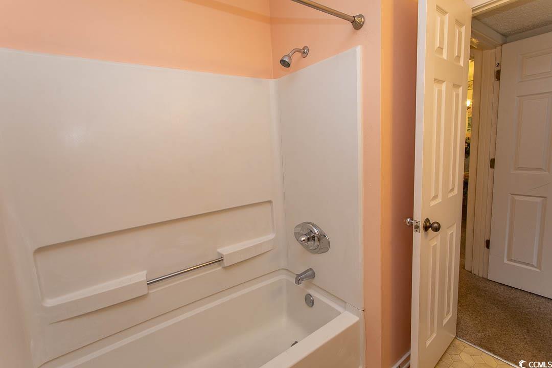305 N Hillside Dr. Property Photo 23