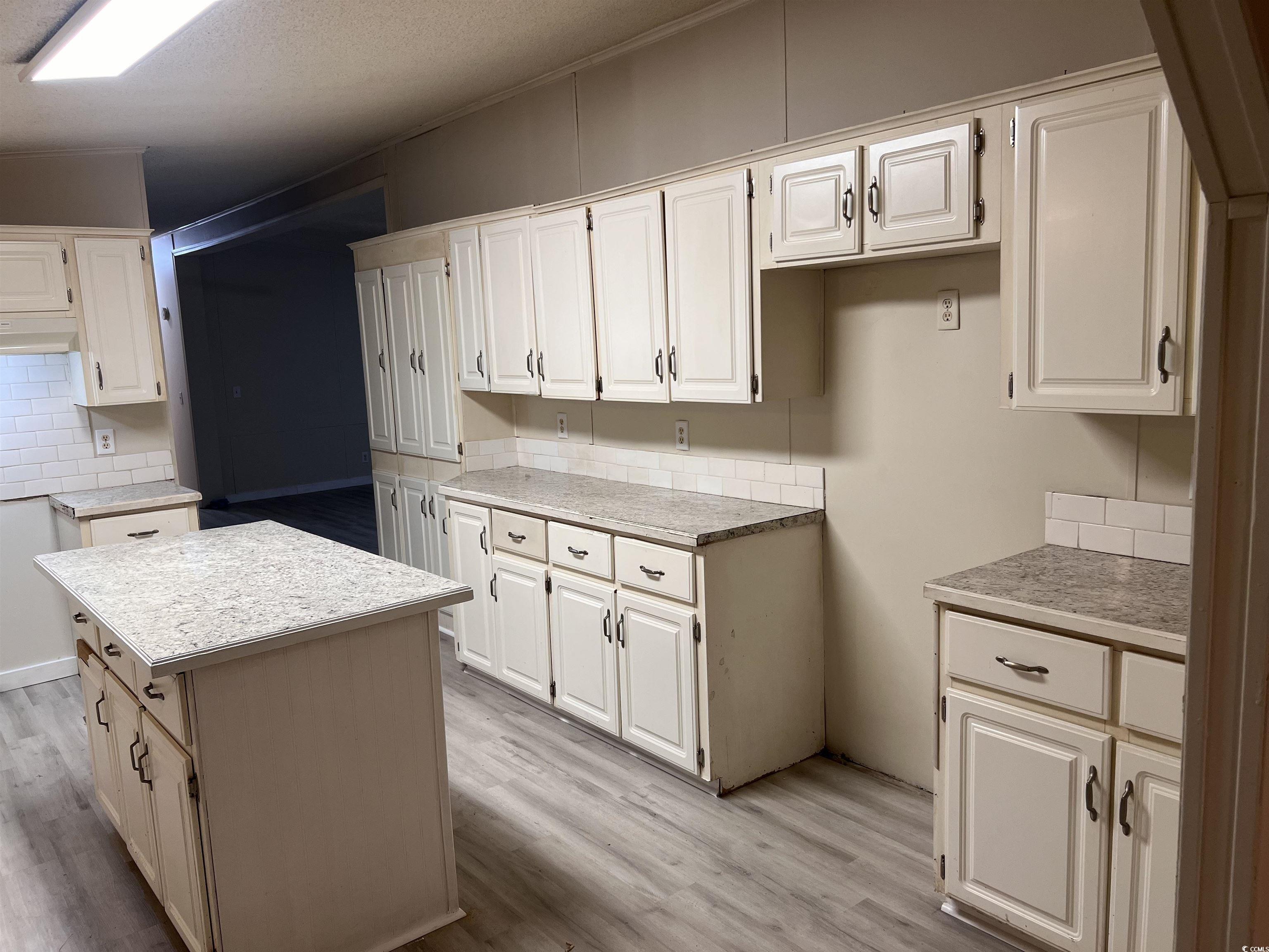 609 Weaver Rd. Property Photo 11