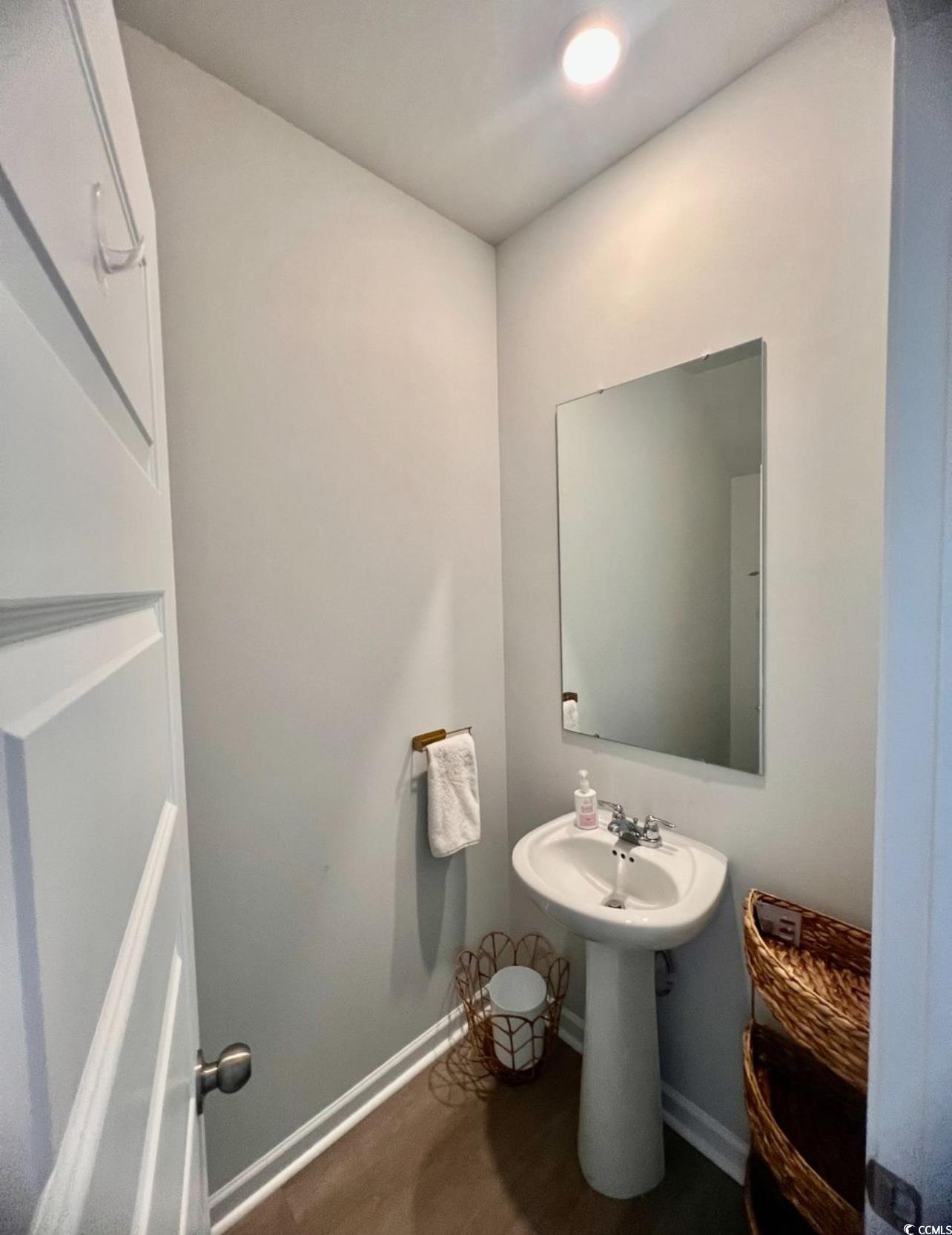 8211 Forest Edge Dr. Property Photo 14