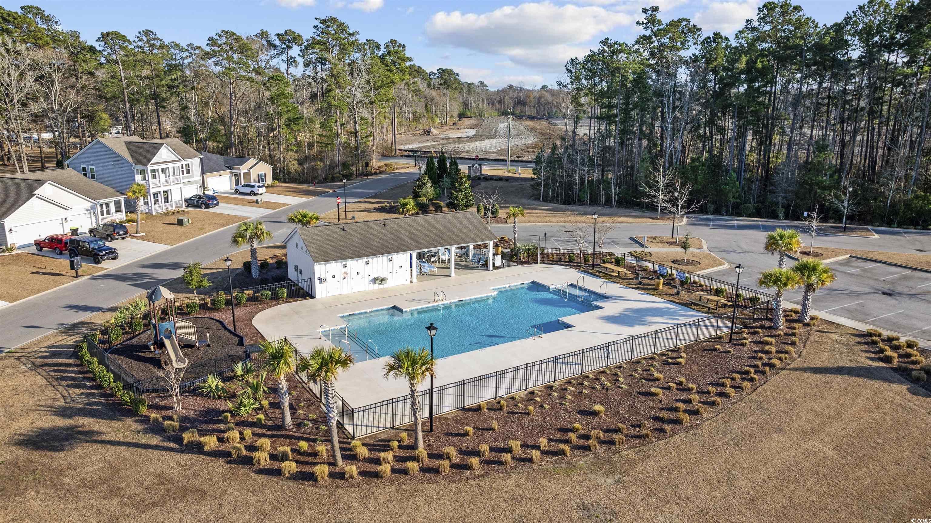 8211 Forest Edge Dr. Property Photo 34