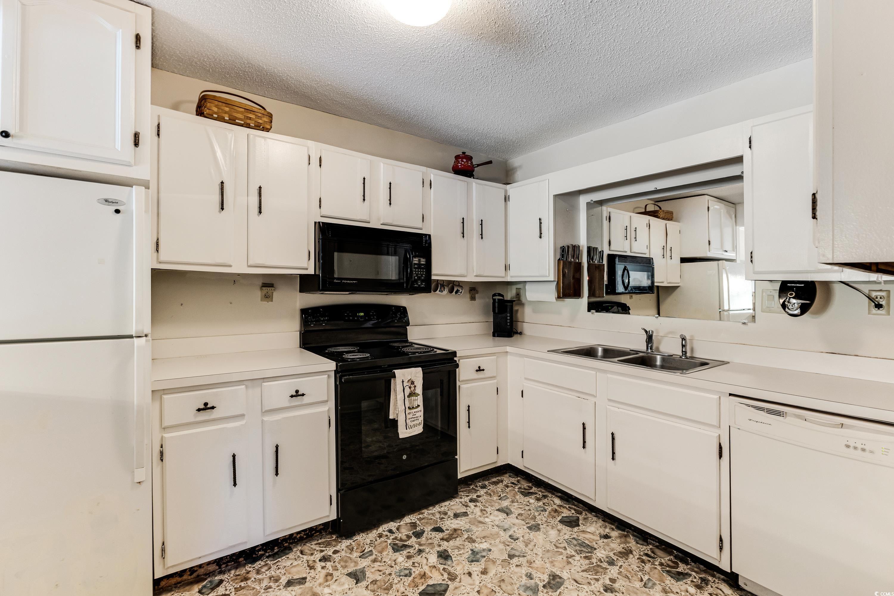 1 Gate 1 Property Photo 16