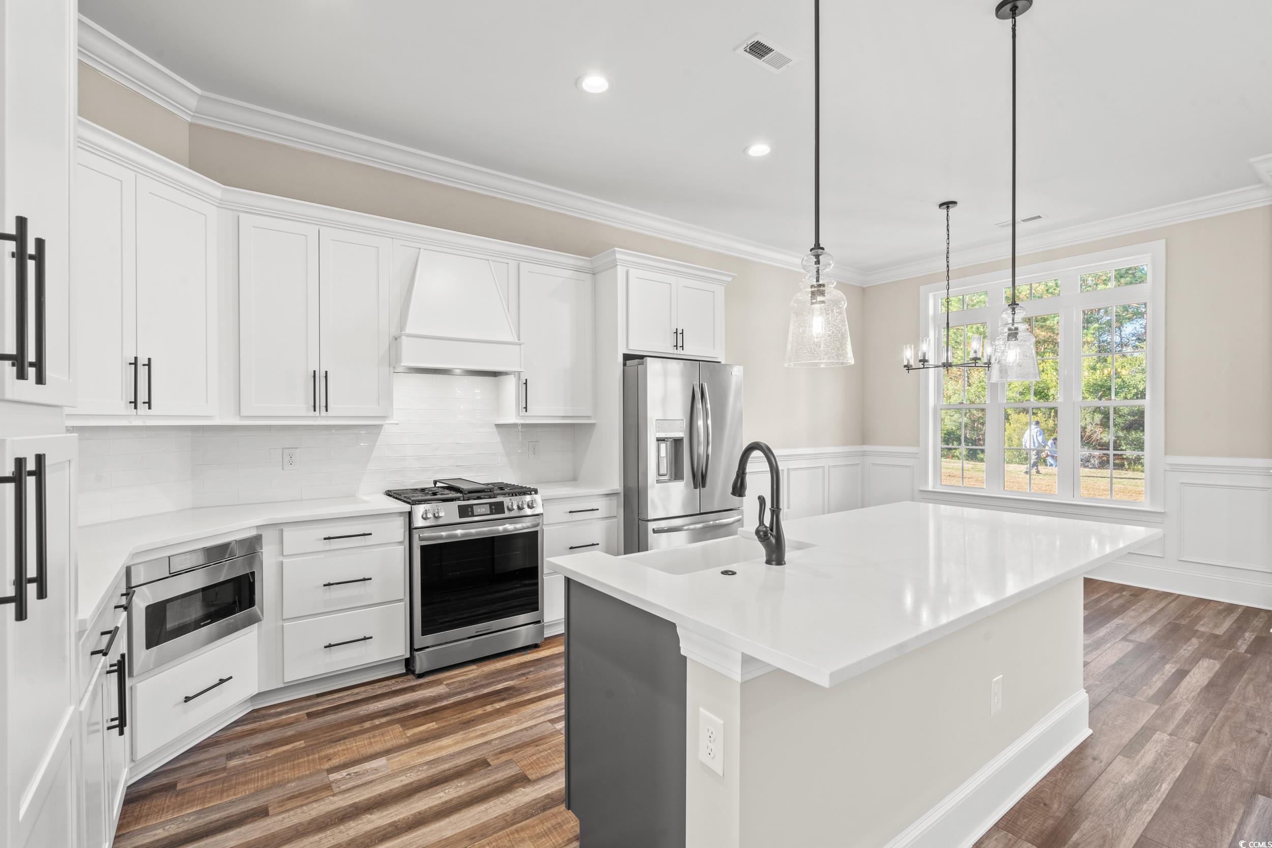 2236 Woodstork Dr. Property Photo 8