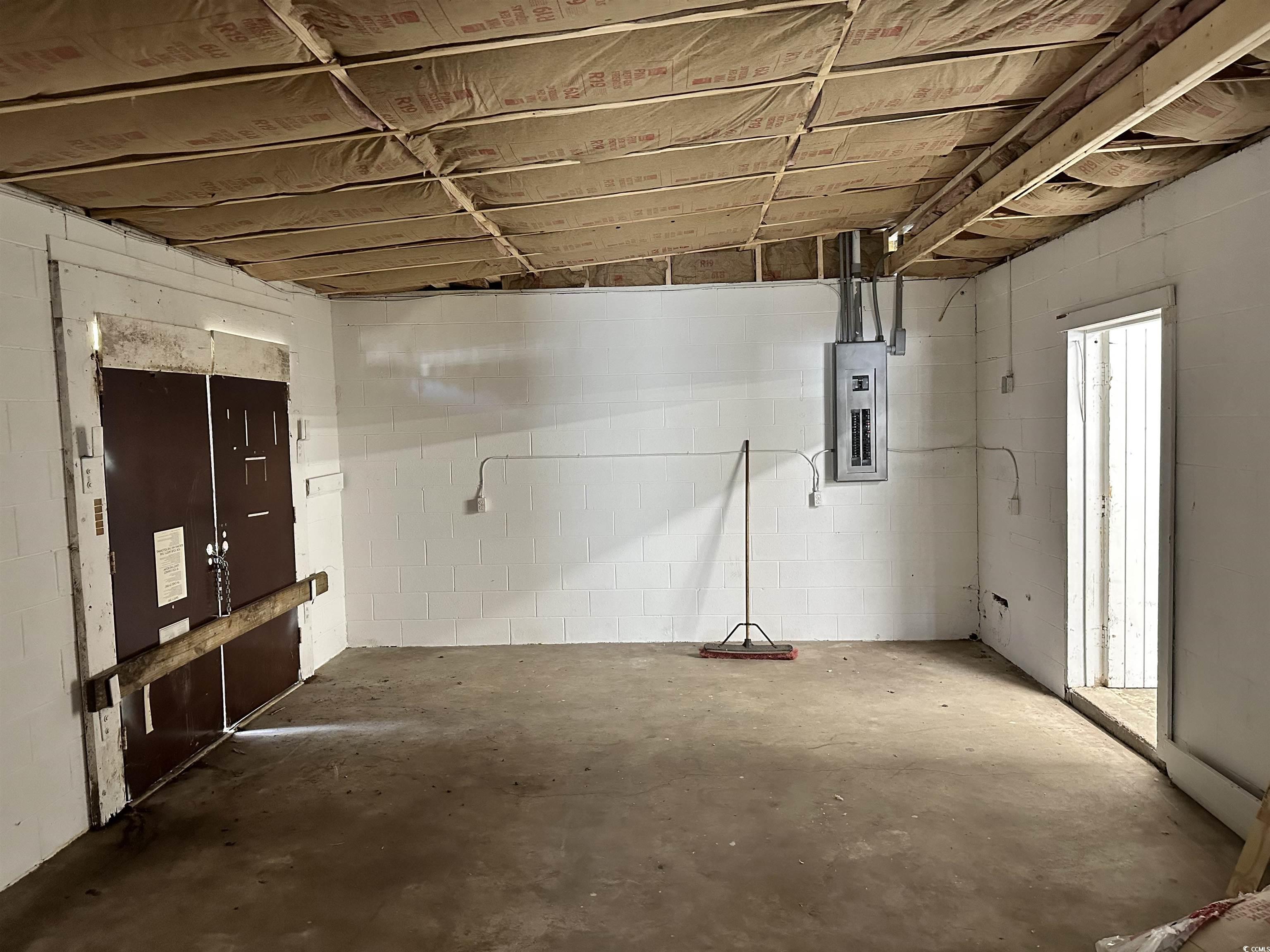 9821 Highway 905 Property Photo 10
