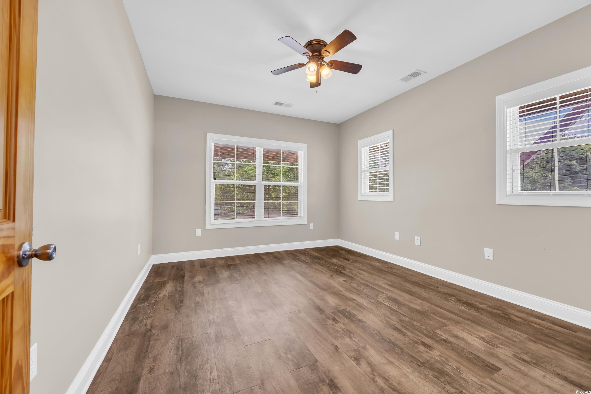 1039 Forest Dr. Property Photo 12
