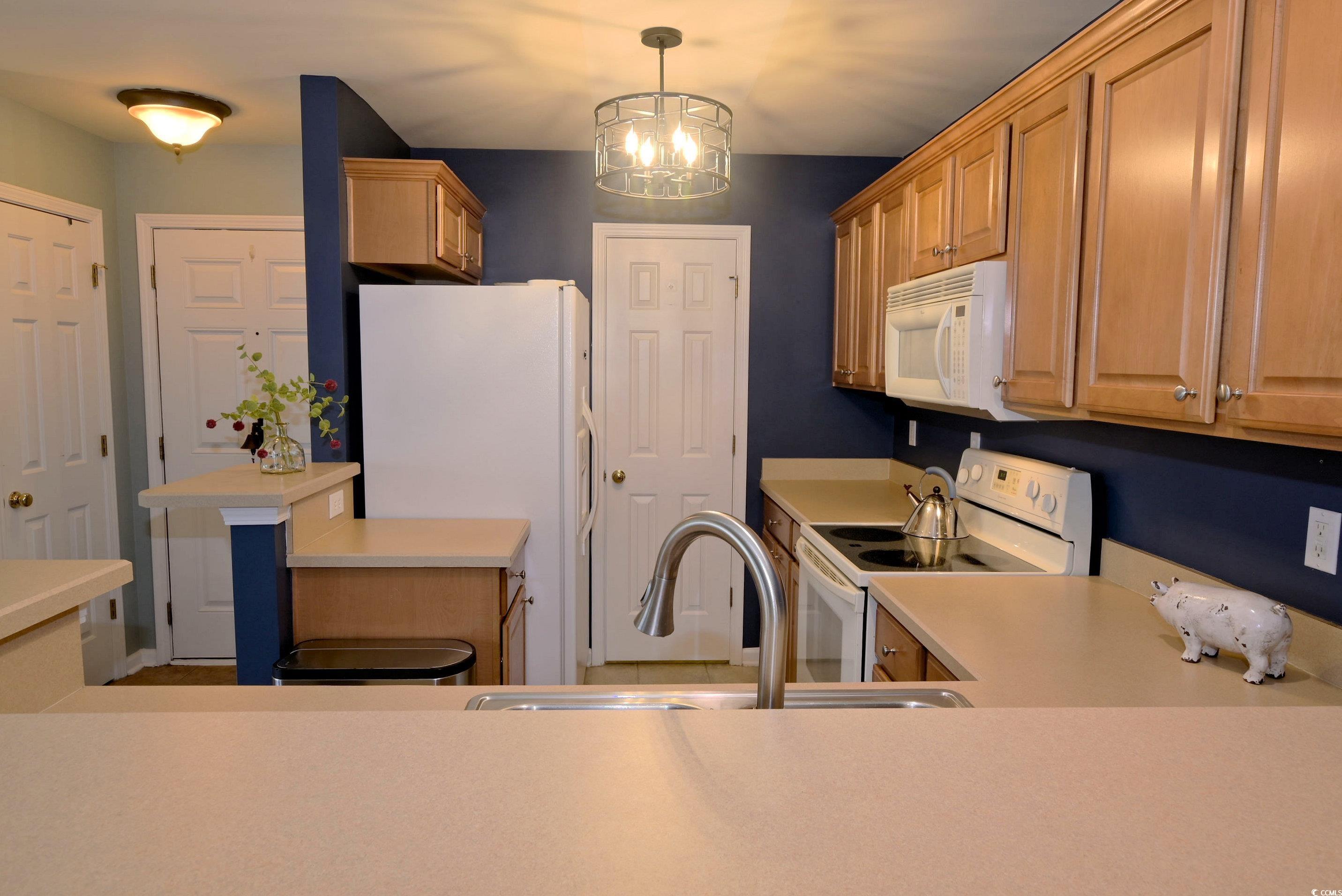 9 Pistachio Loop Property Photo 8