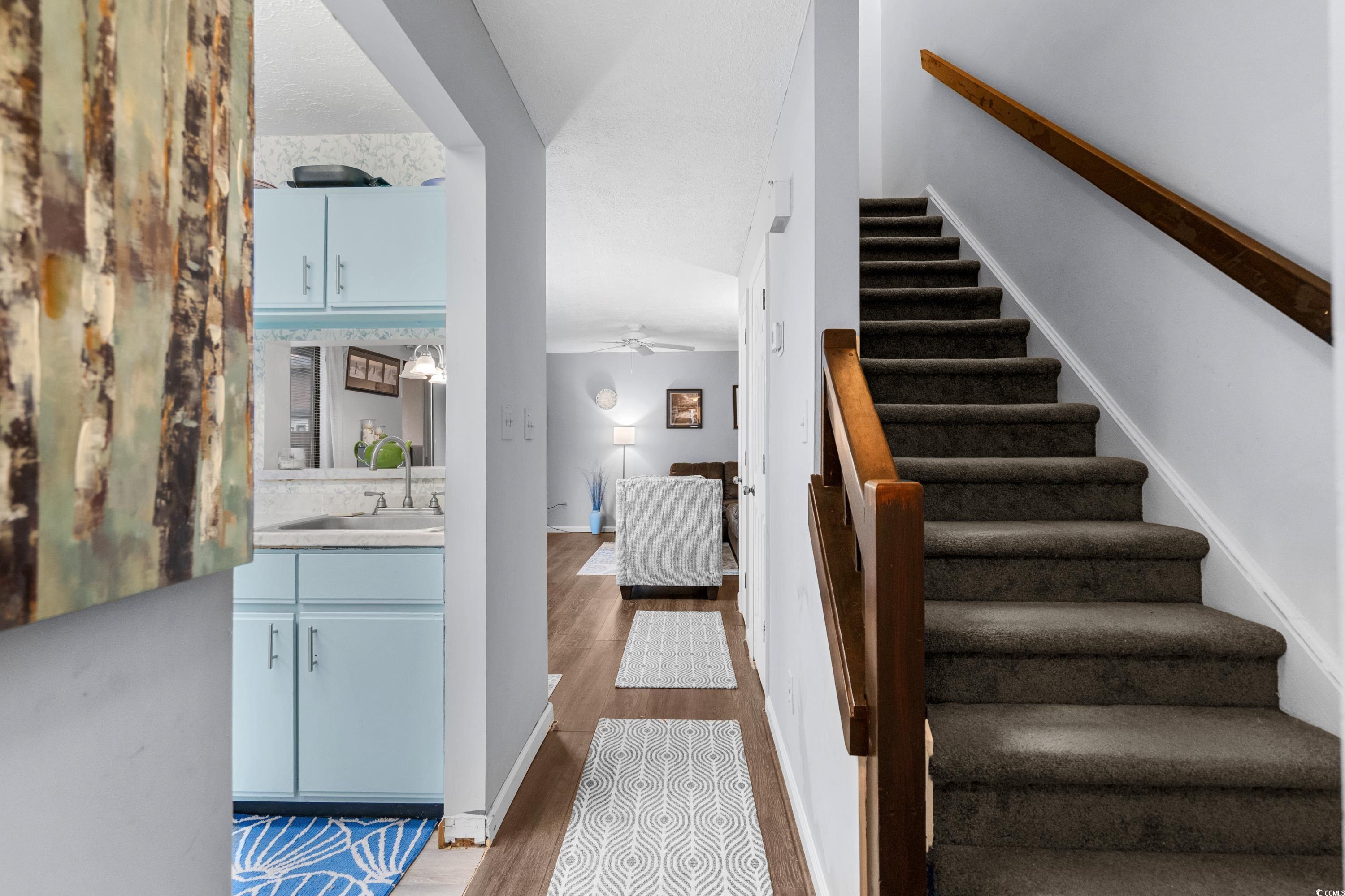 614 15th Ave. S Property Photo 4