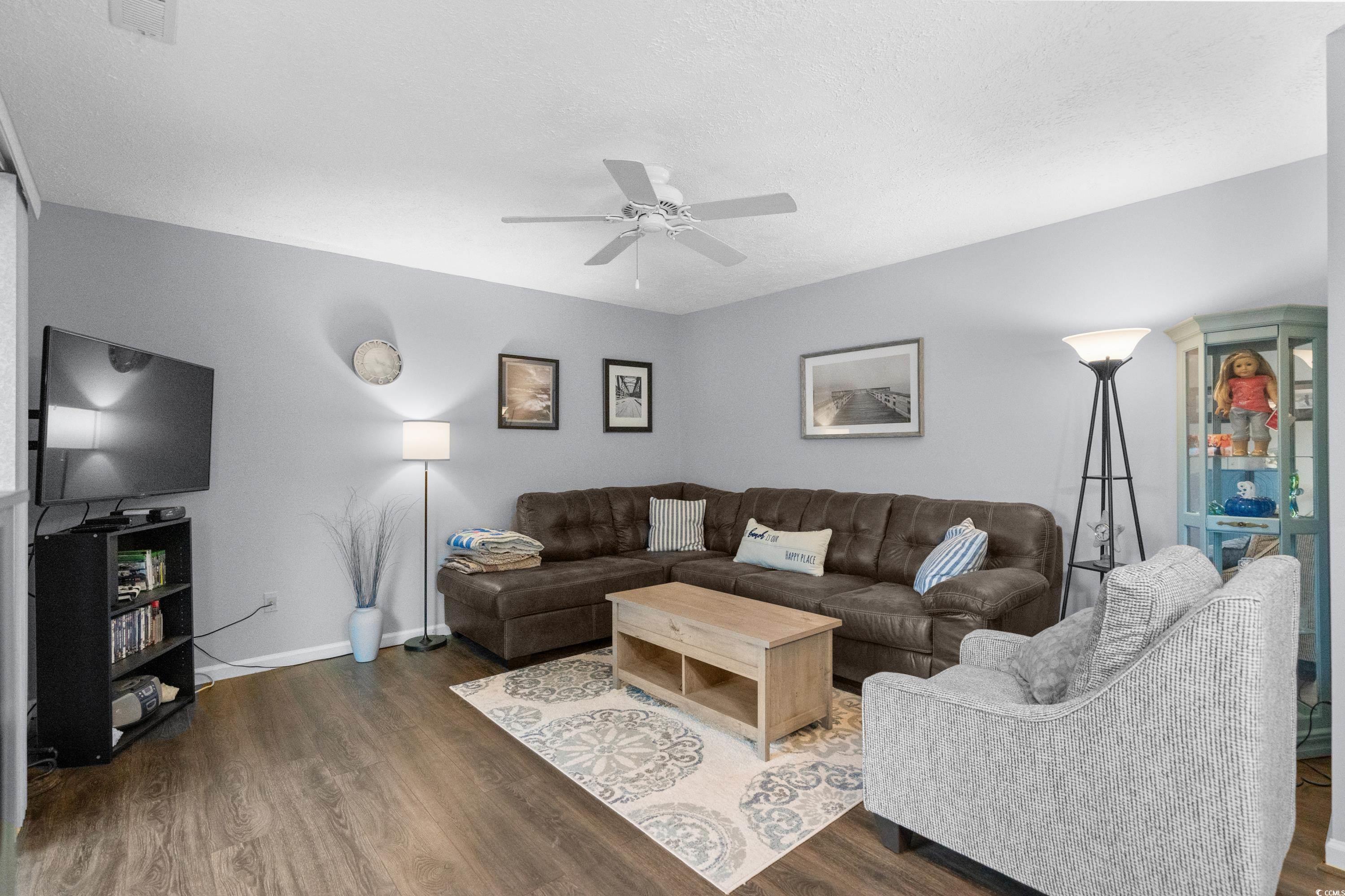 614 15th Ave. S Property Photo 8