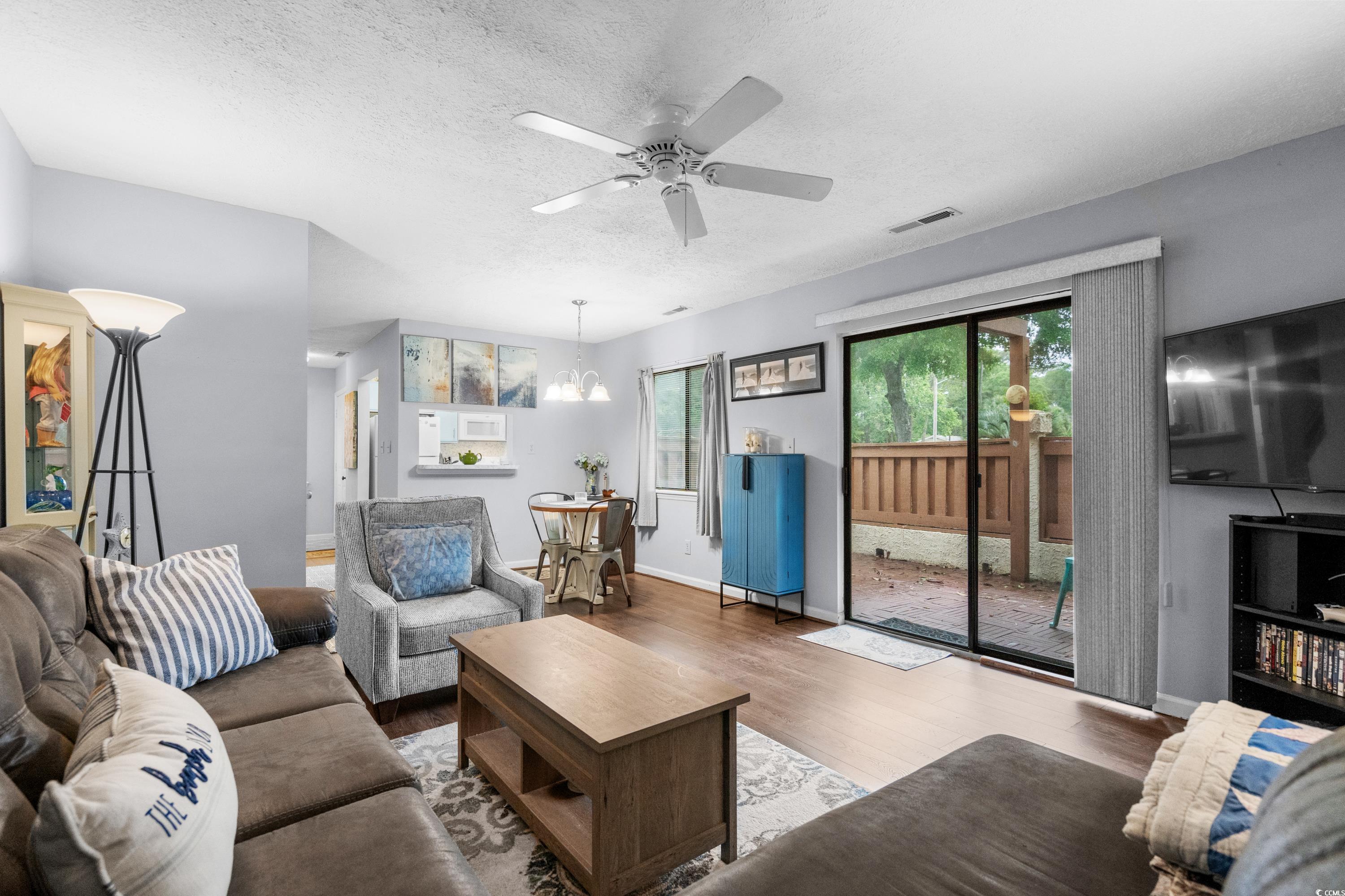 614 15th Ave. S Property Photo 10