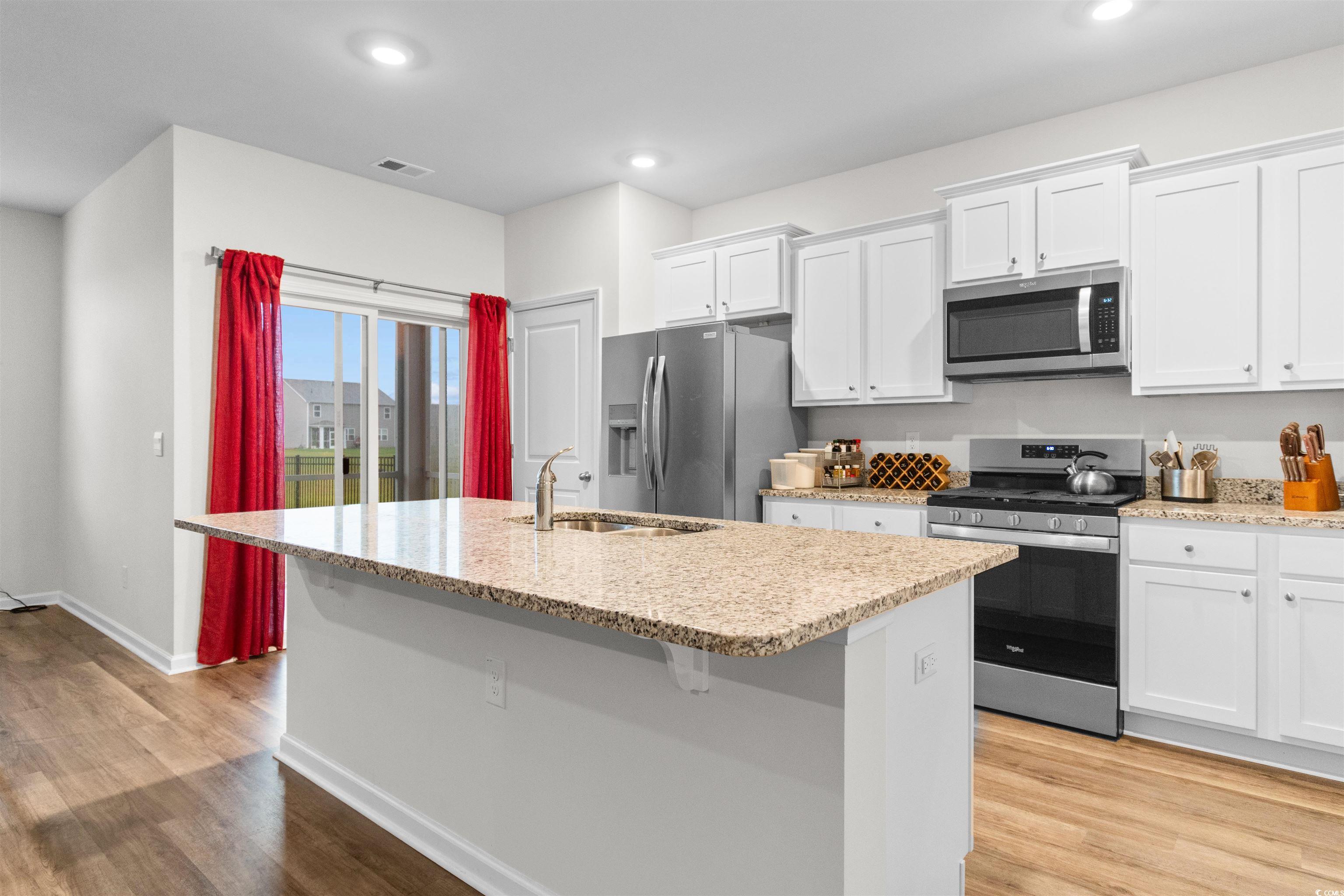 1704 Perthshire Loop Property Photo 4