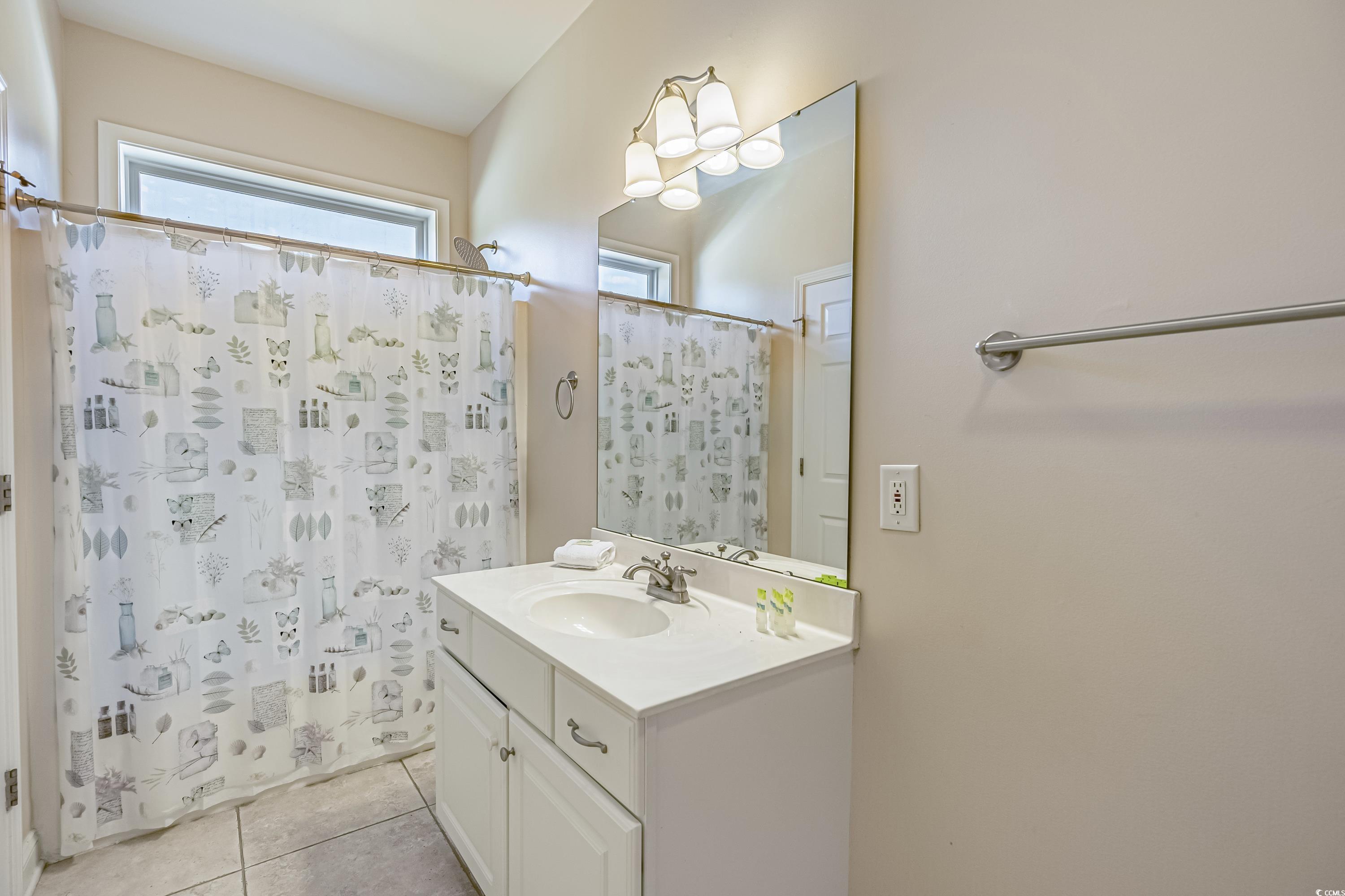 1613 Havens Dr. Property Photo 15