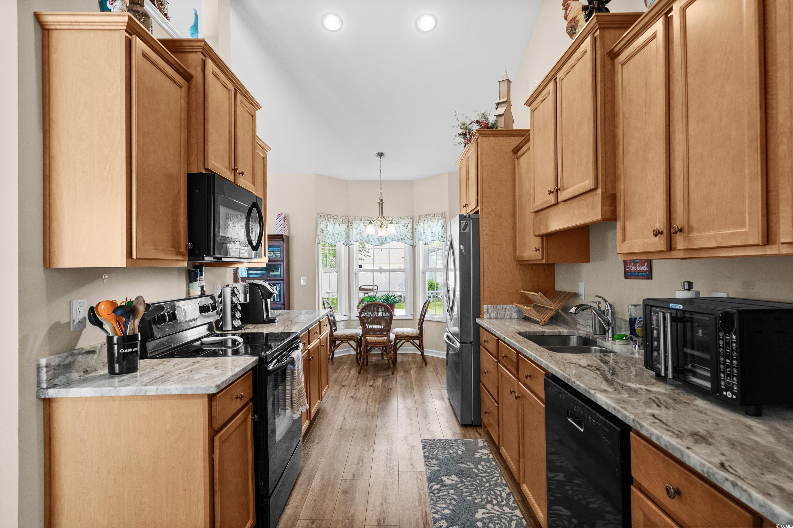 319 Pickney Ct. Property Photo 14