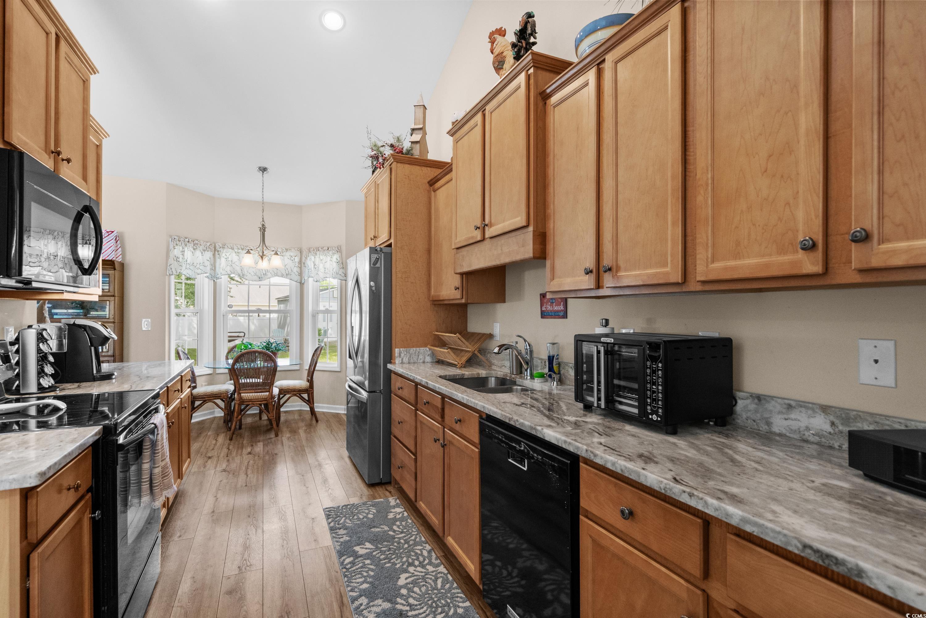 319 Pickney Ct. Property Photo 15