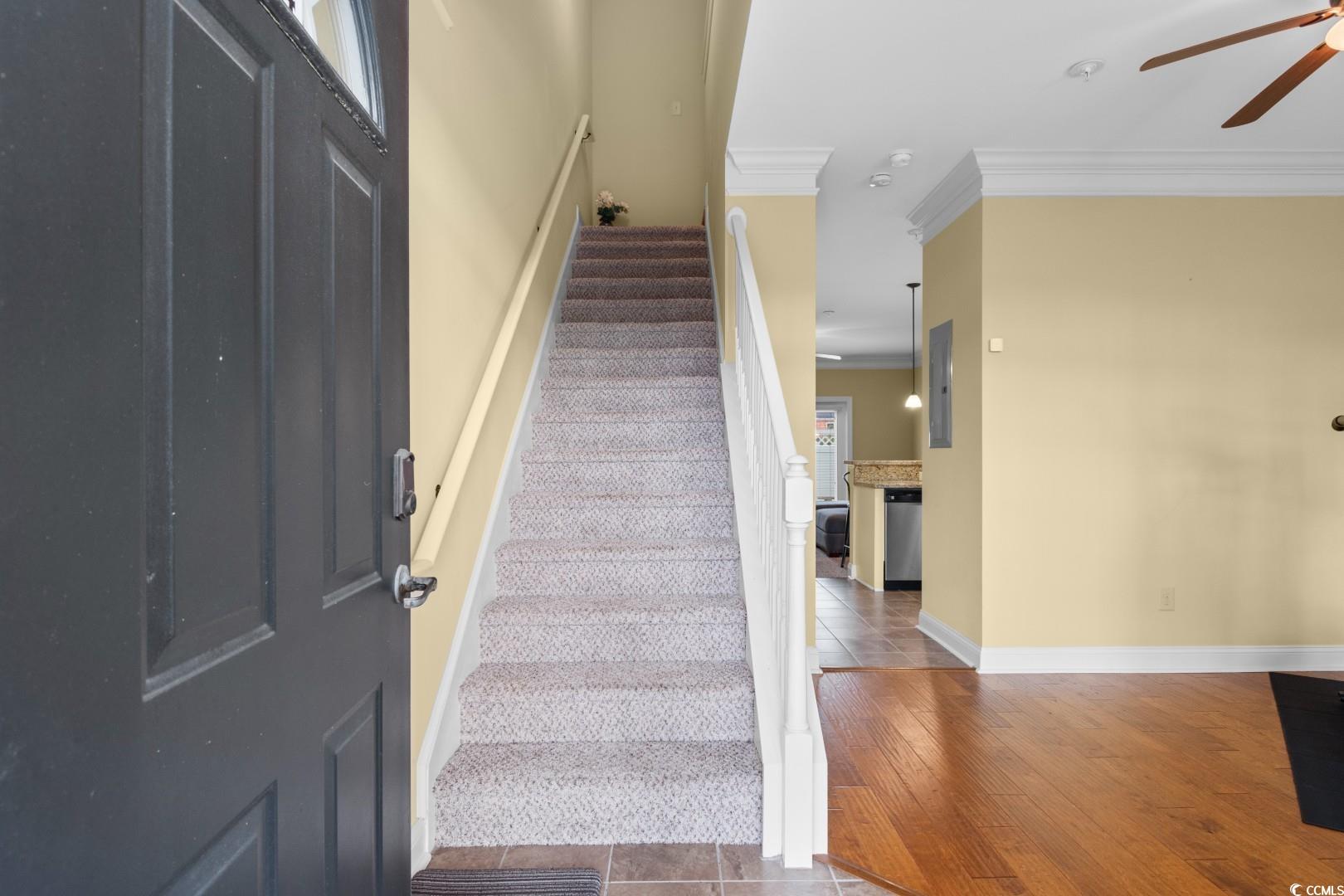 788 Gabreski Ln. Property Photo 2