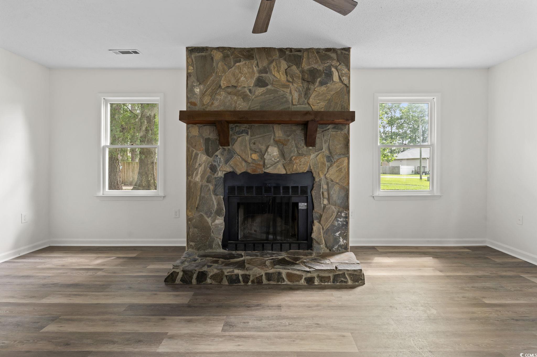 203 Deer Trace Property Photo 7