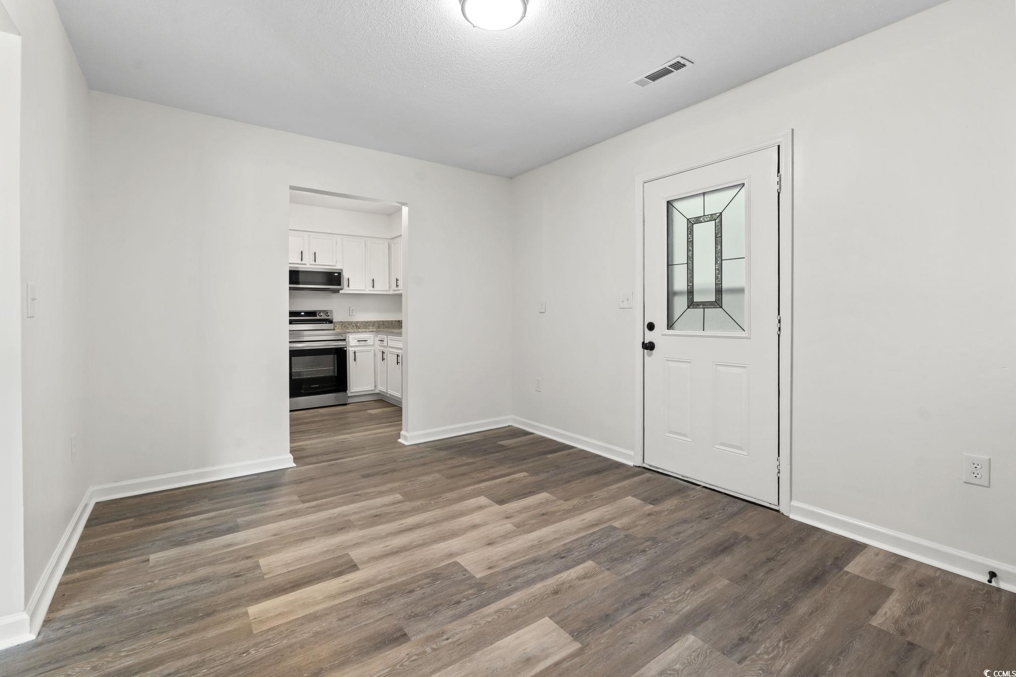203 Deer Trace Property Photo 12
