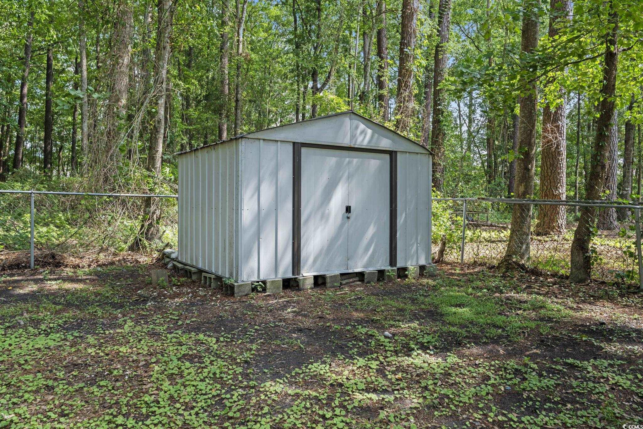 203 Deer Trace Property Photo 34