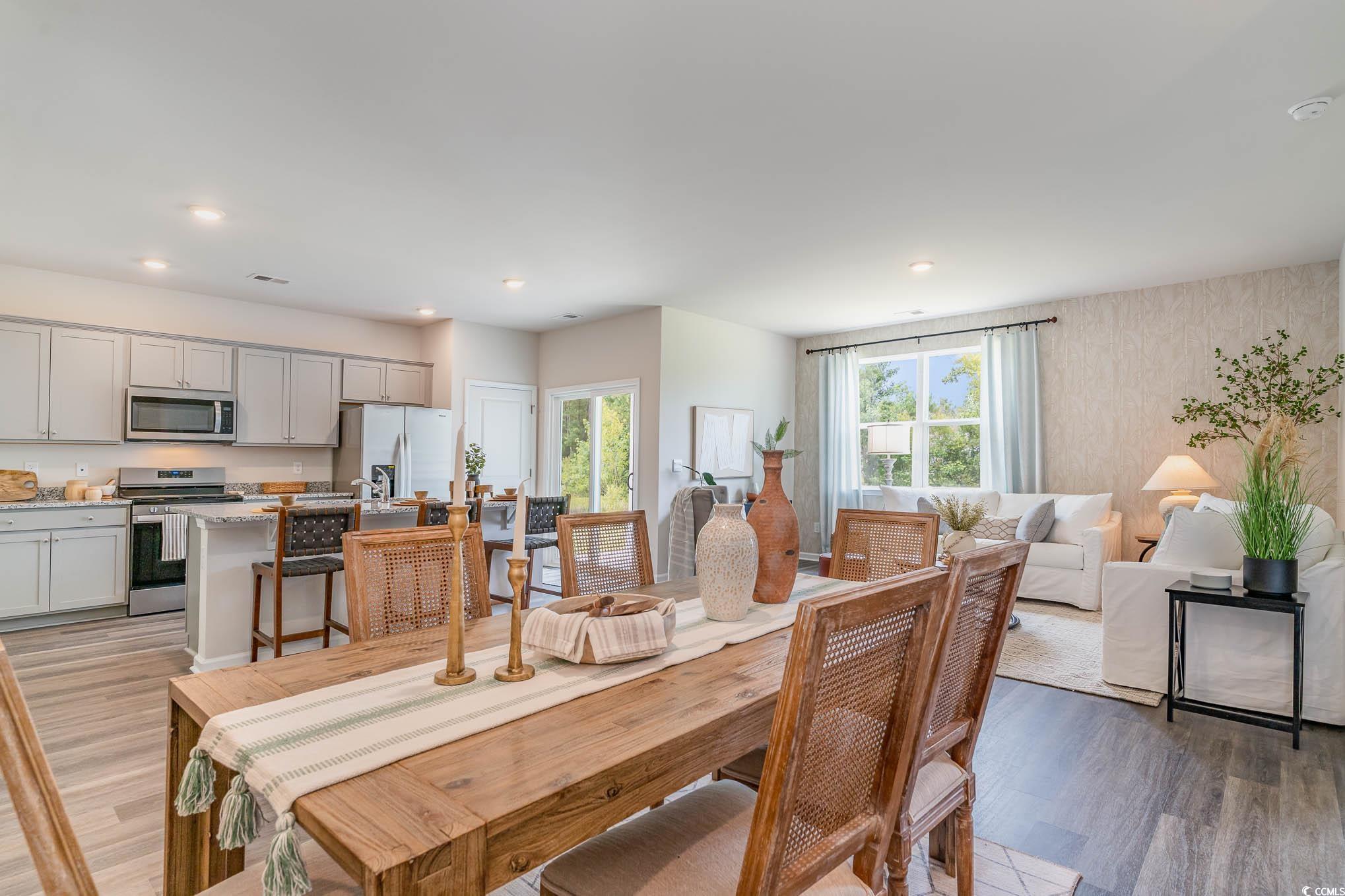 3583 Ashridge Way Property Photo 8