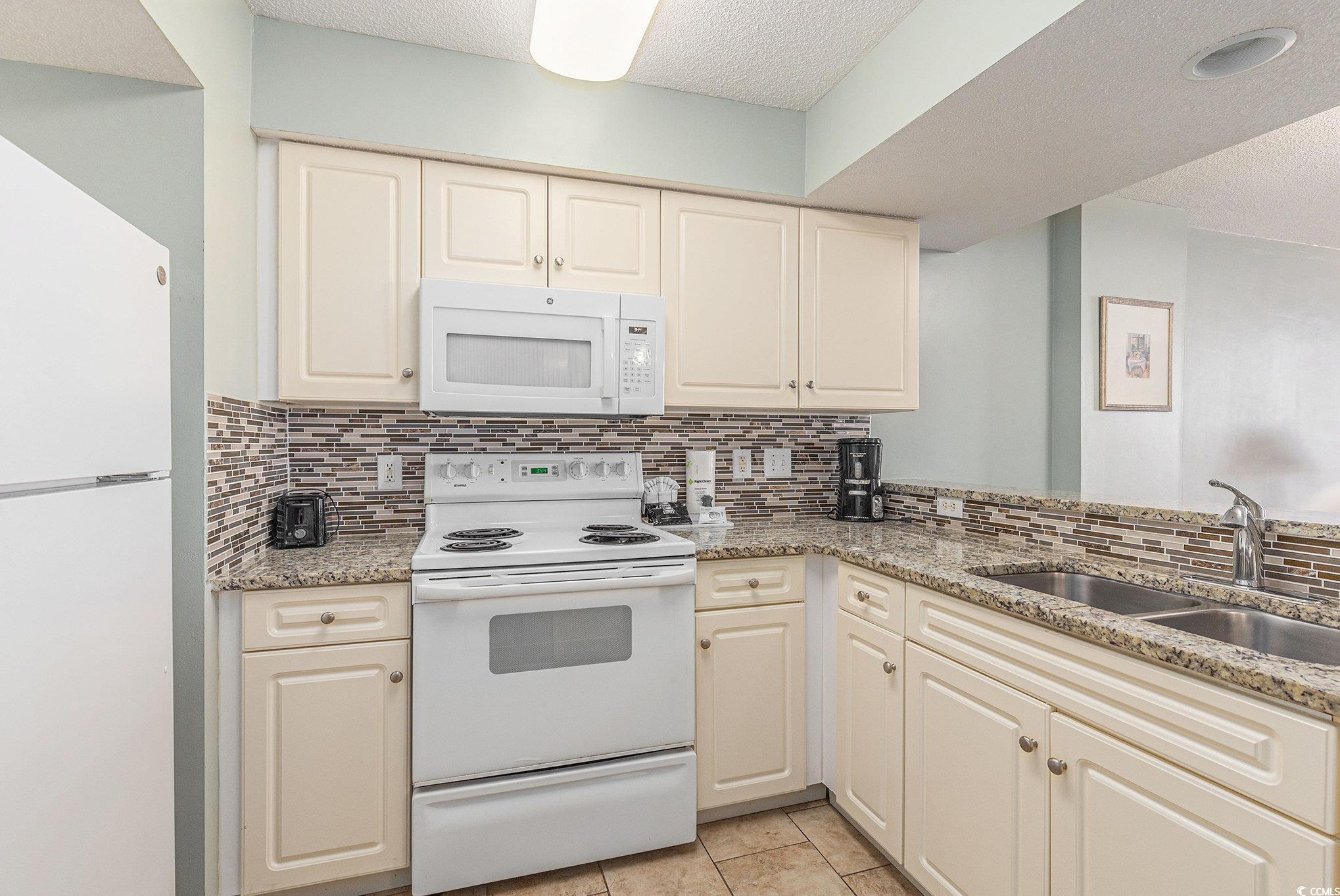 201 77th Ave. N Property Photo 8