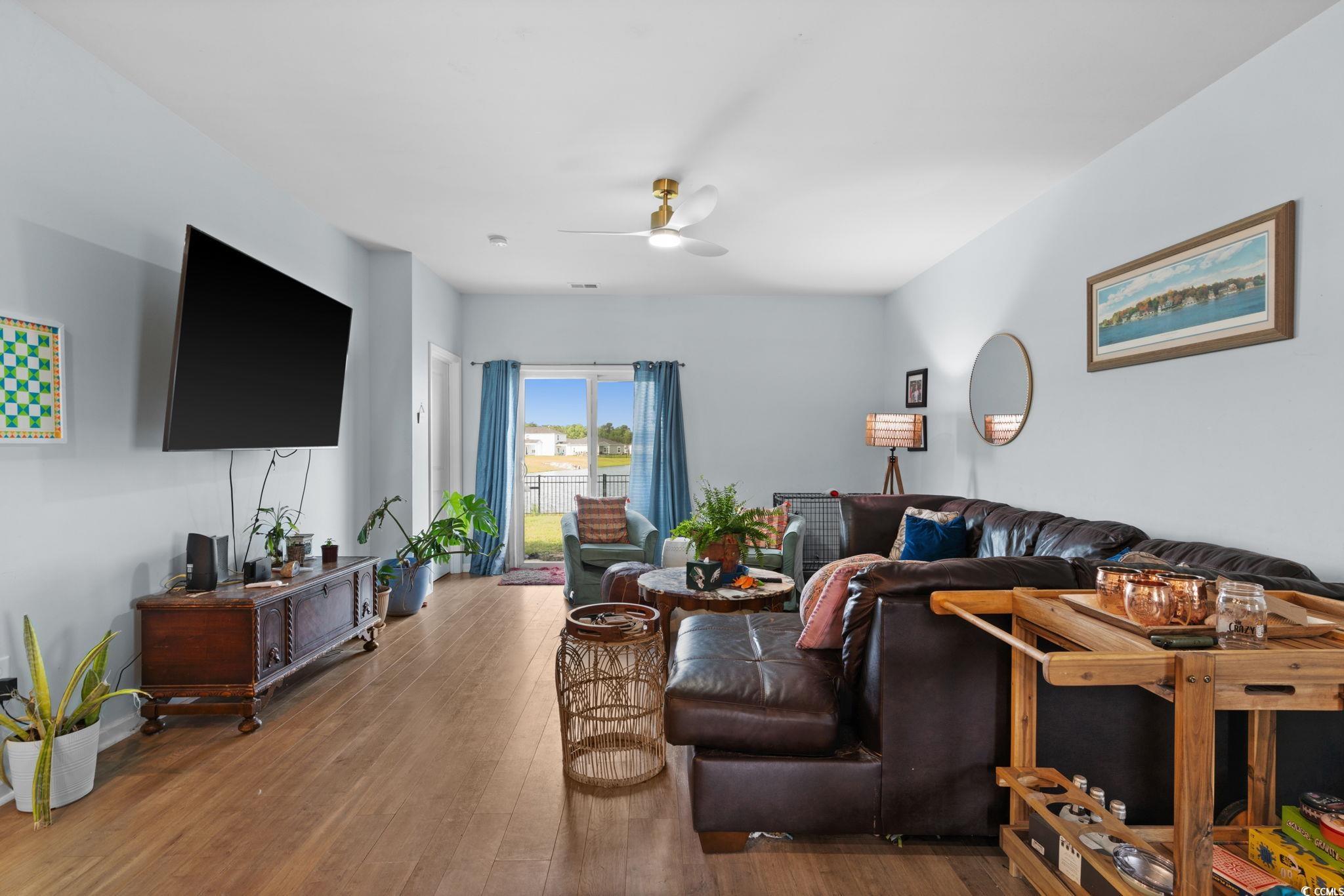 196 Cypress Tree Loop Property Photo 3