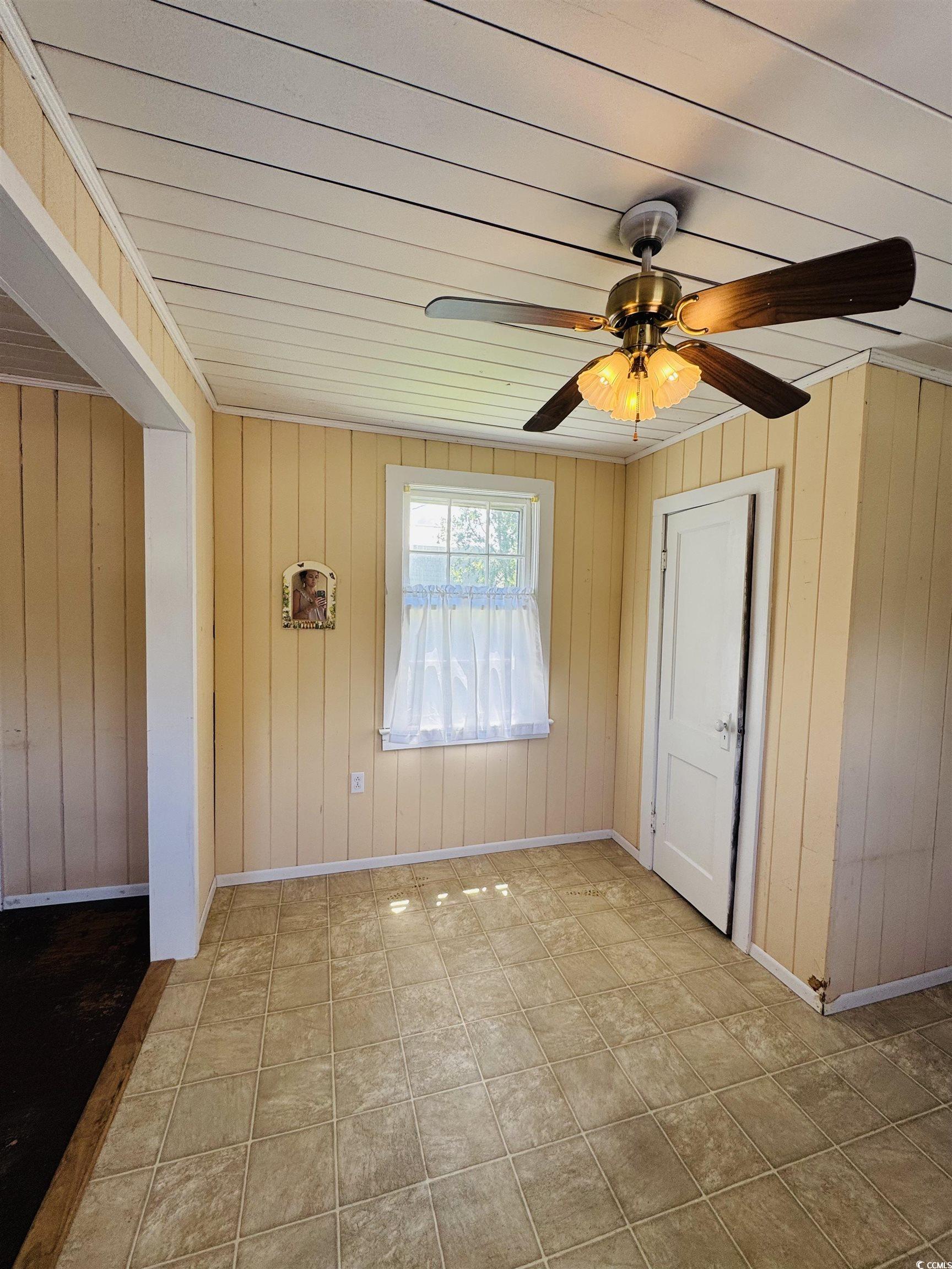 104 East Bay St. Property Photo 33