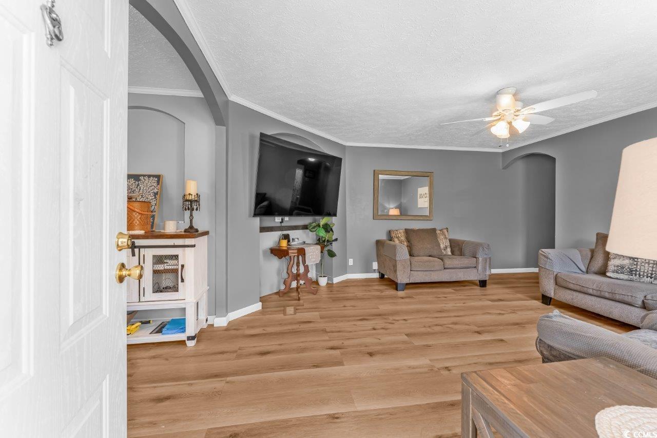2143 Lonzy Ln. Property Photo 5