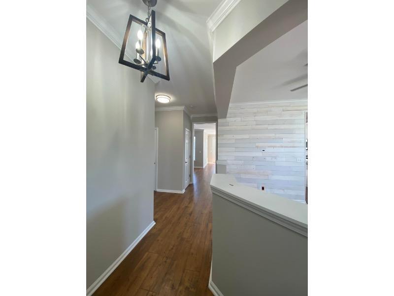 493 Emerson Dr. Property Photo 2