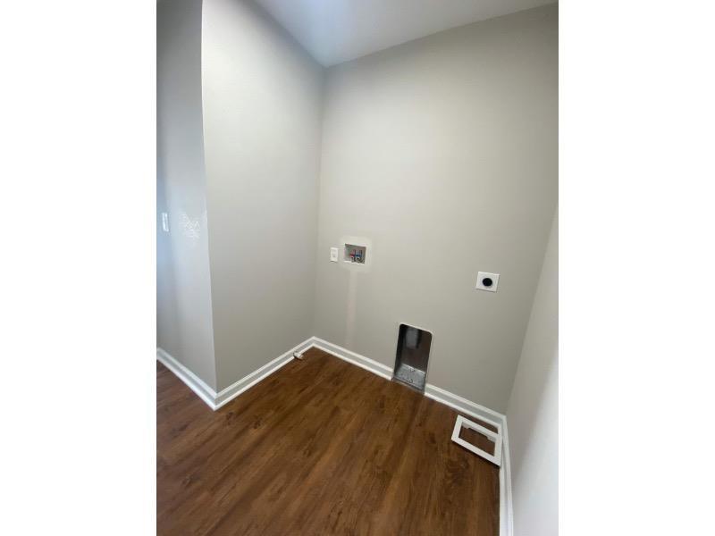 493 Emerson Dr. Property Photo 16