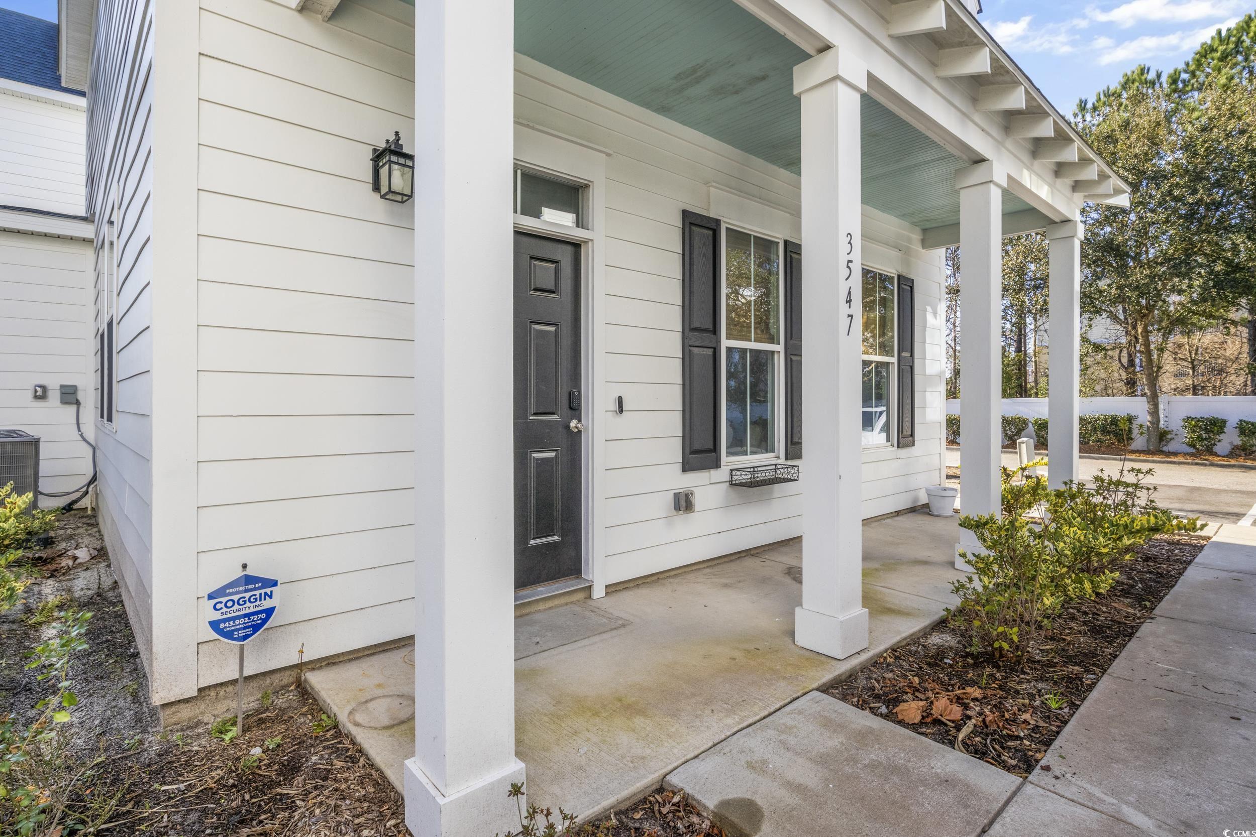 3547 Ladybank Loop Property Photo 2