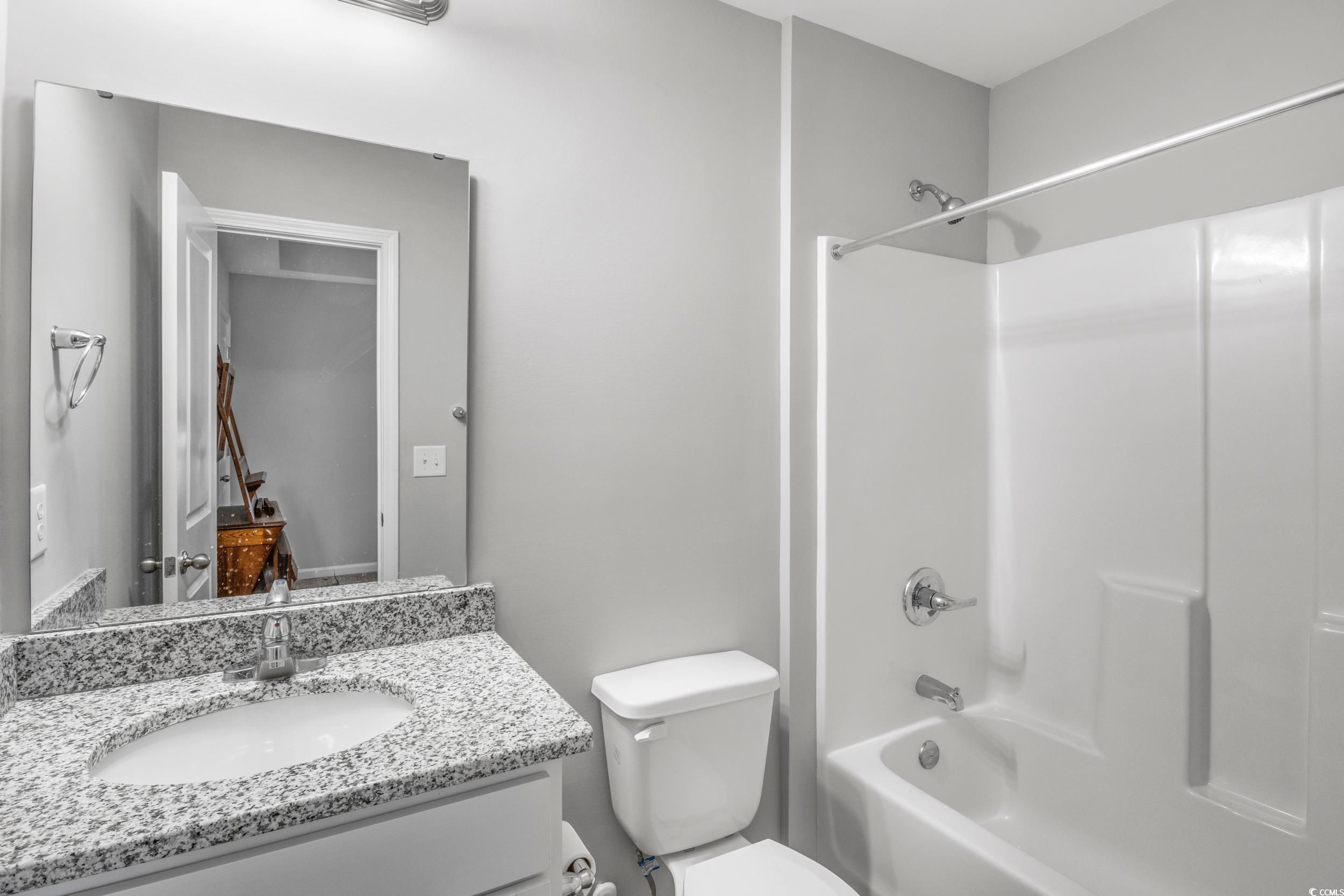 3547 Ladybank Loop Property Photo 19