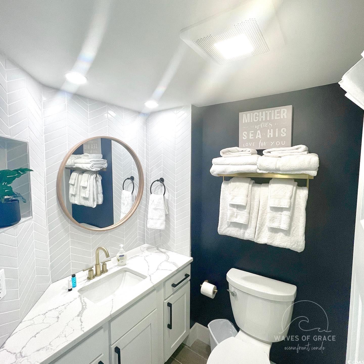 161 Seawatch Dr. Property Photo 16