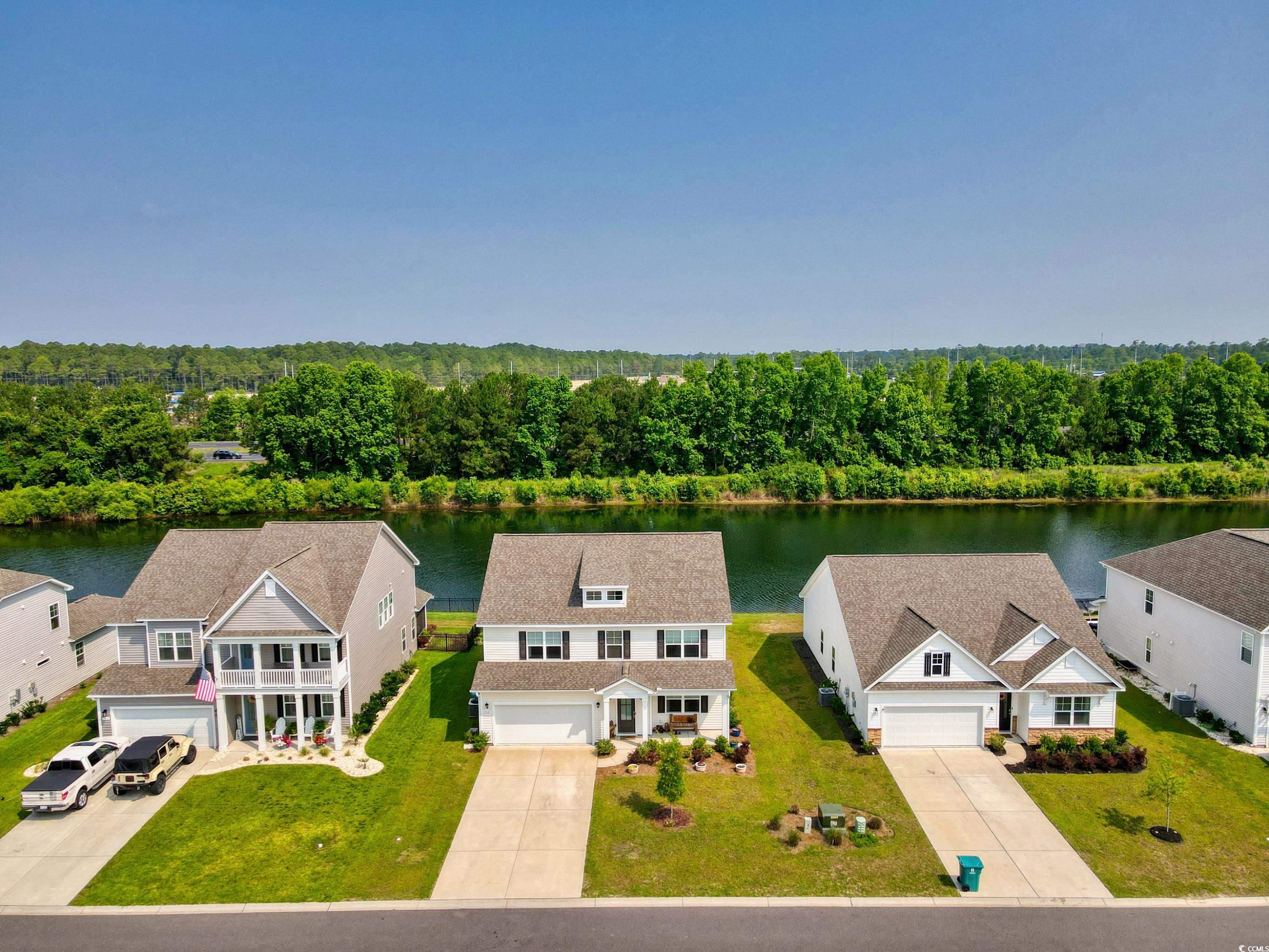 560 Pier Ct. Property Photo 2