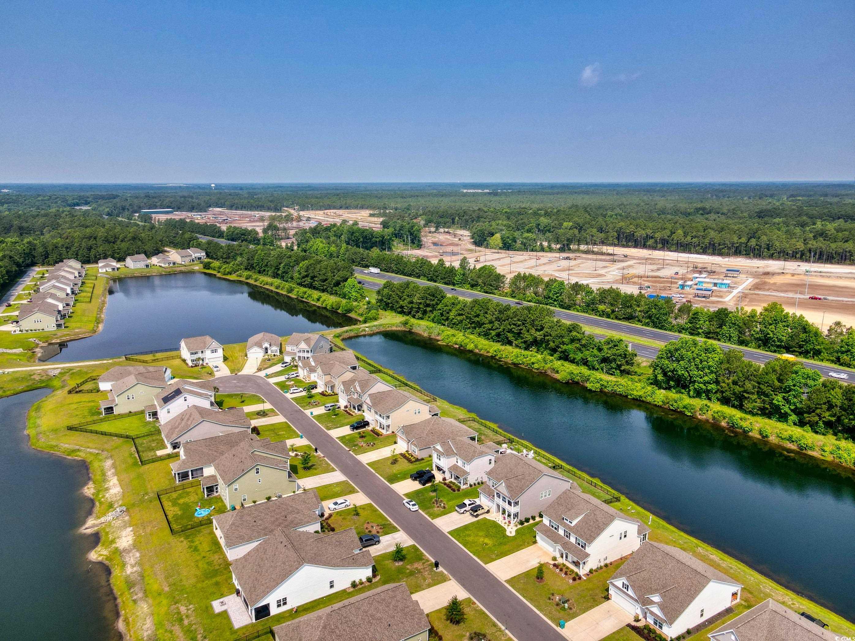 560 Pier Ct. Property Photo 5