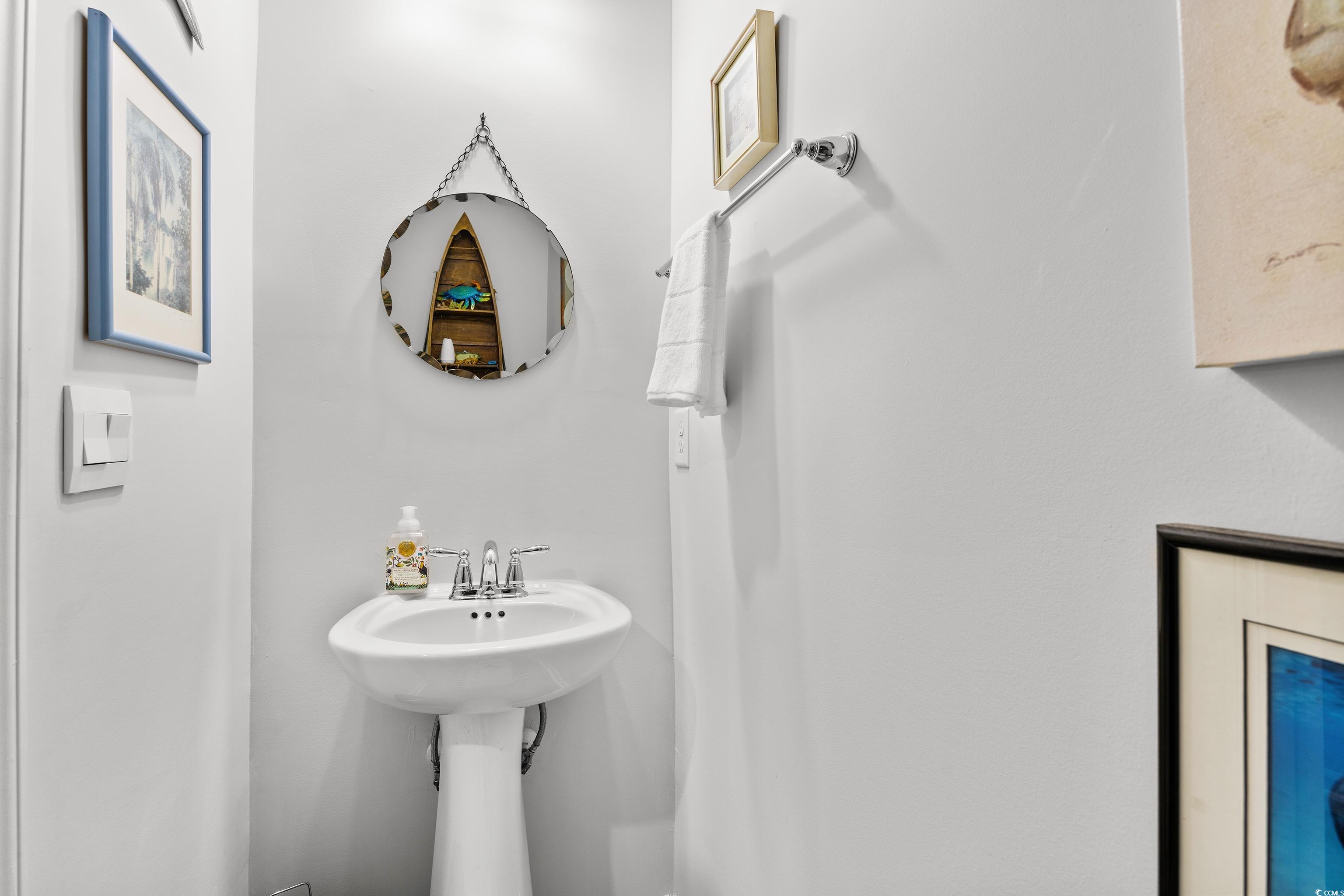 560 Pier Ct. Property Photo 19