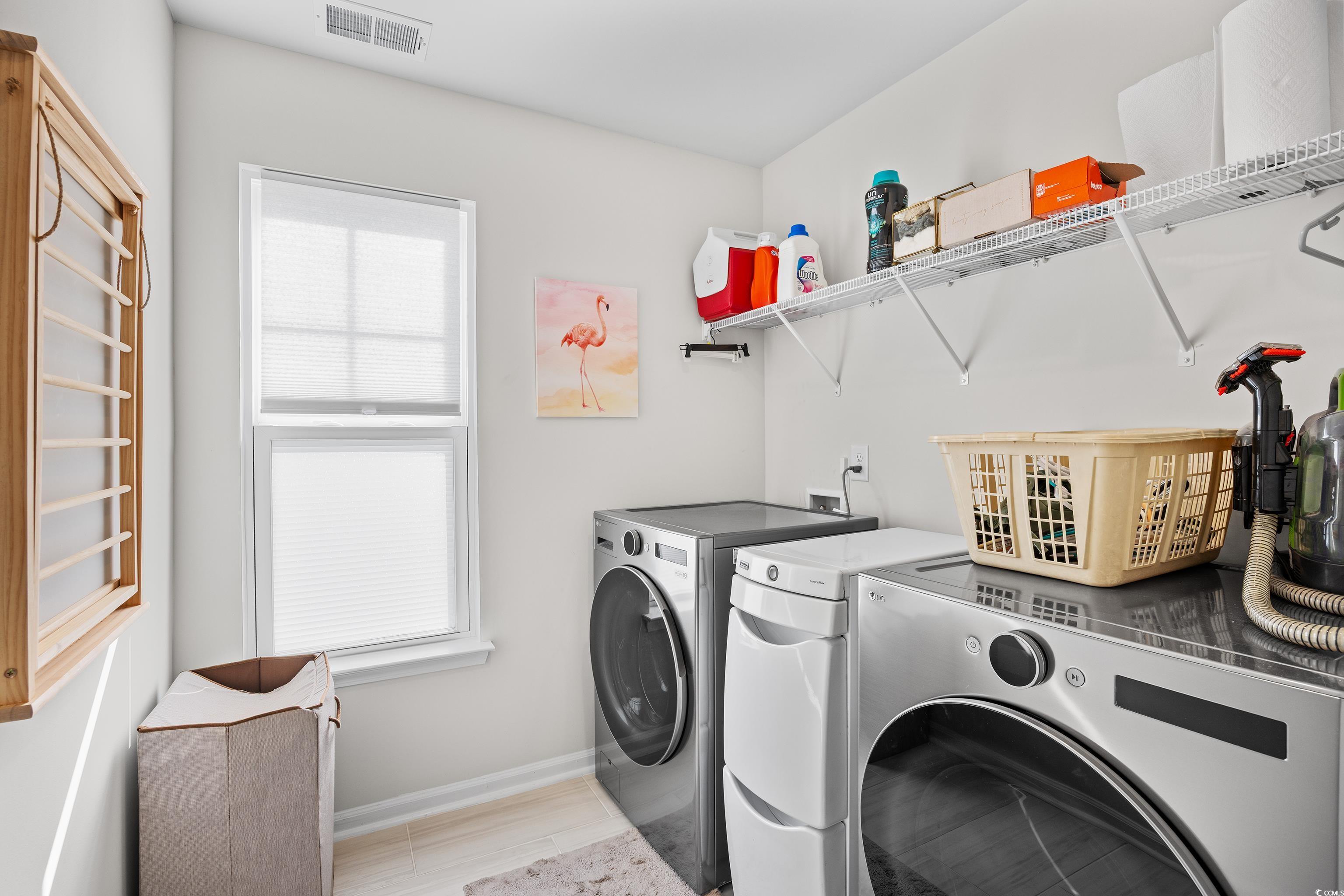 560 Pier Ct. Property Photo 36