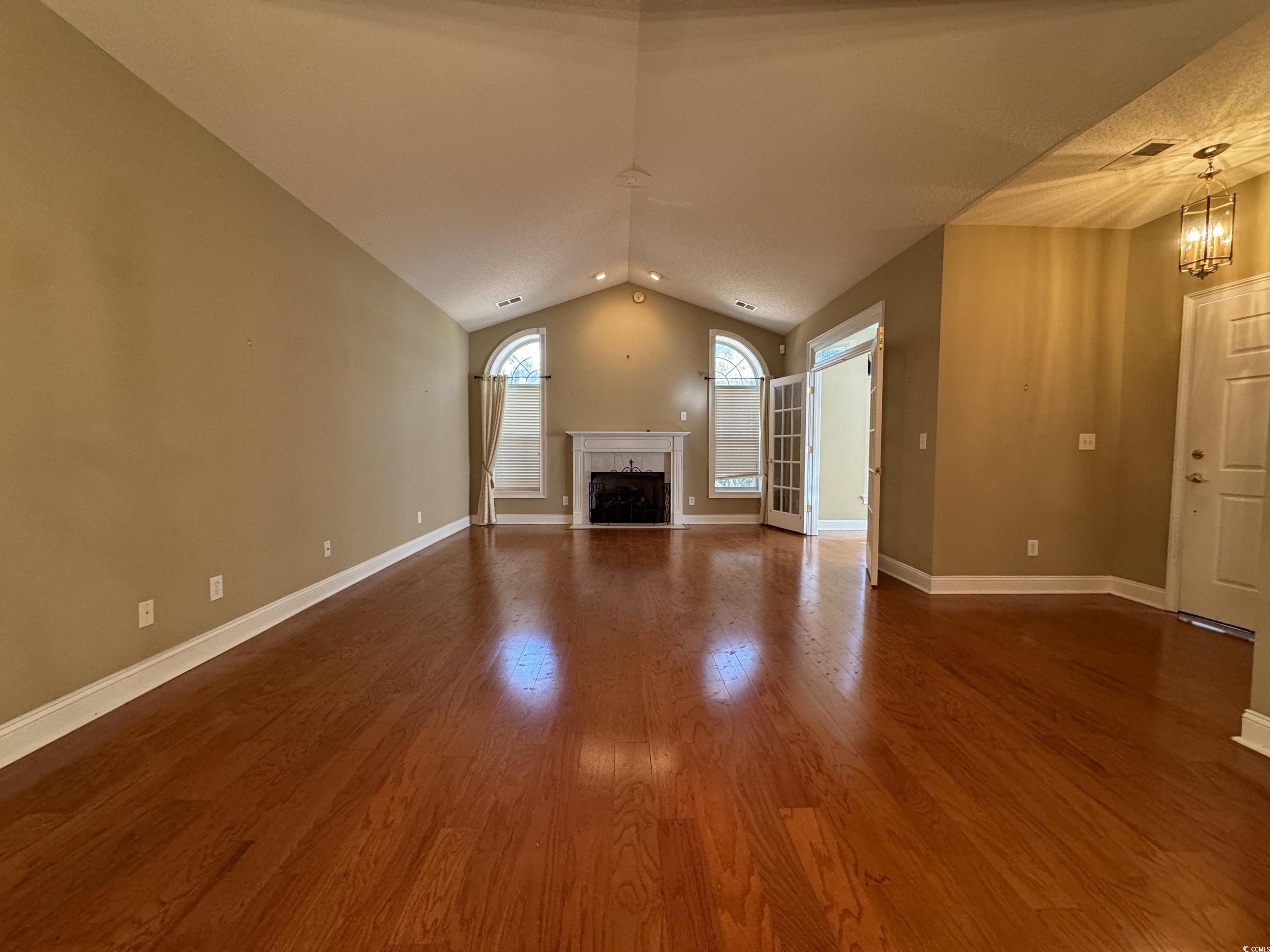 1428 Saint Thomas Circle Property Photo 2