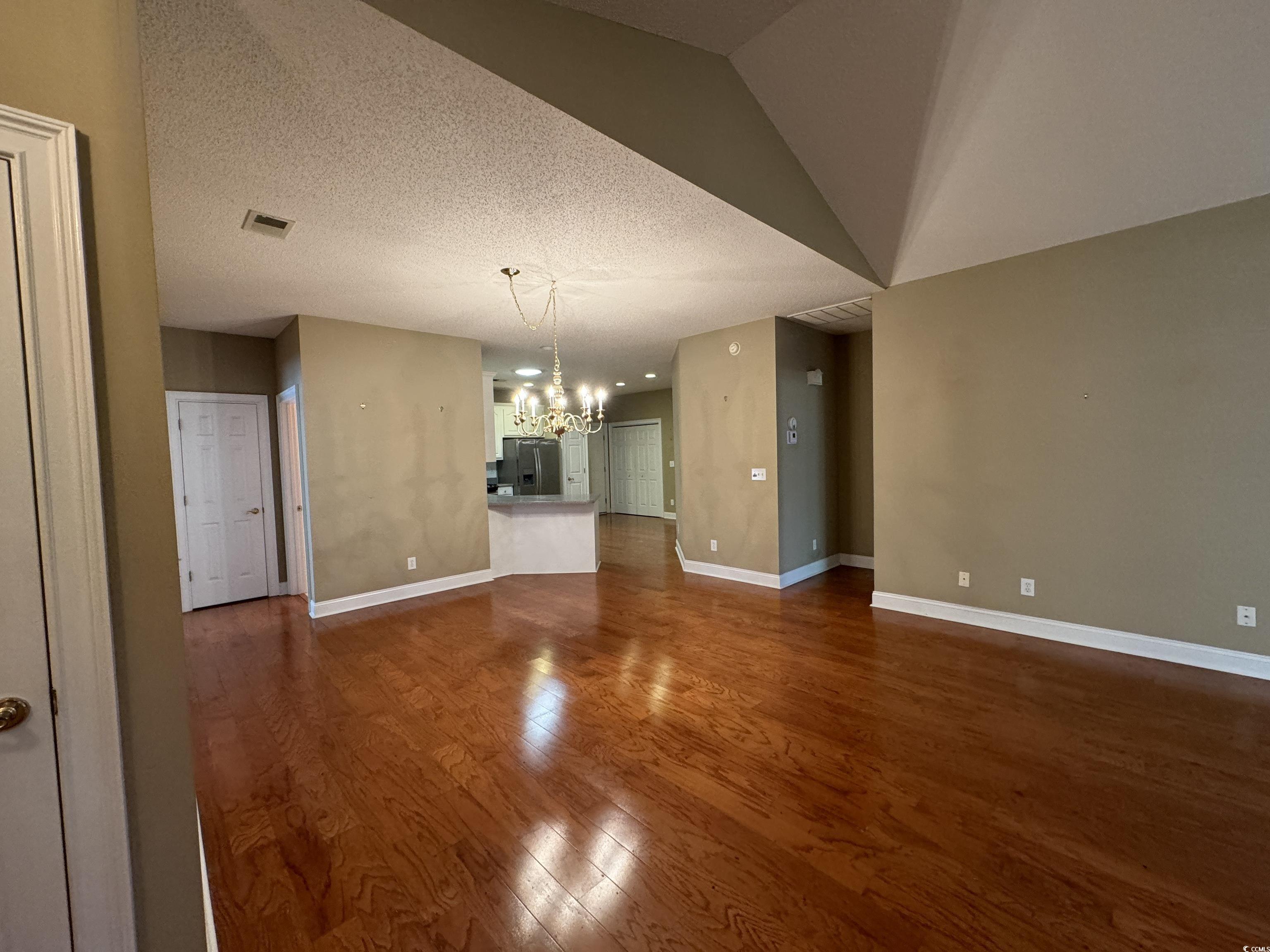 1428 Saint Thomas Circle Property Photo 4