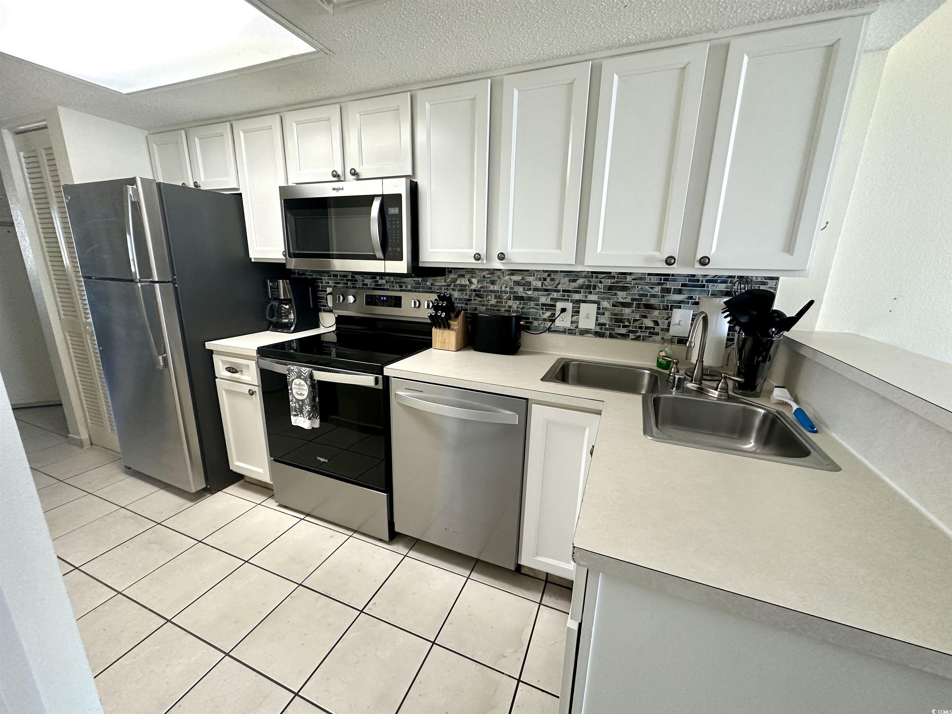 2701 S Ocean Blvd. Property Photo 9